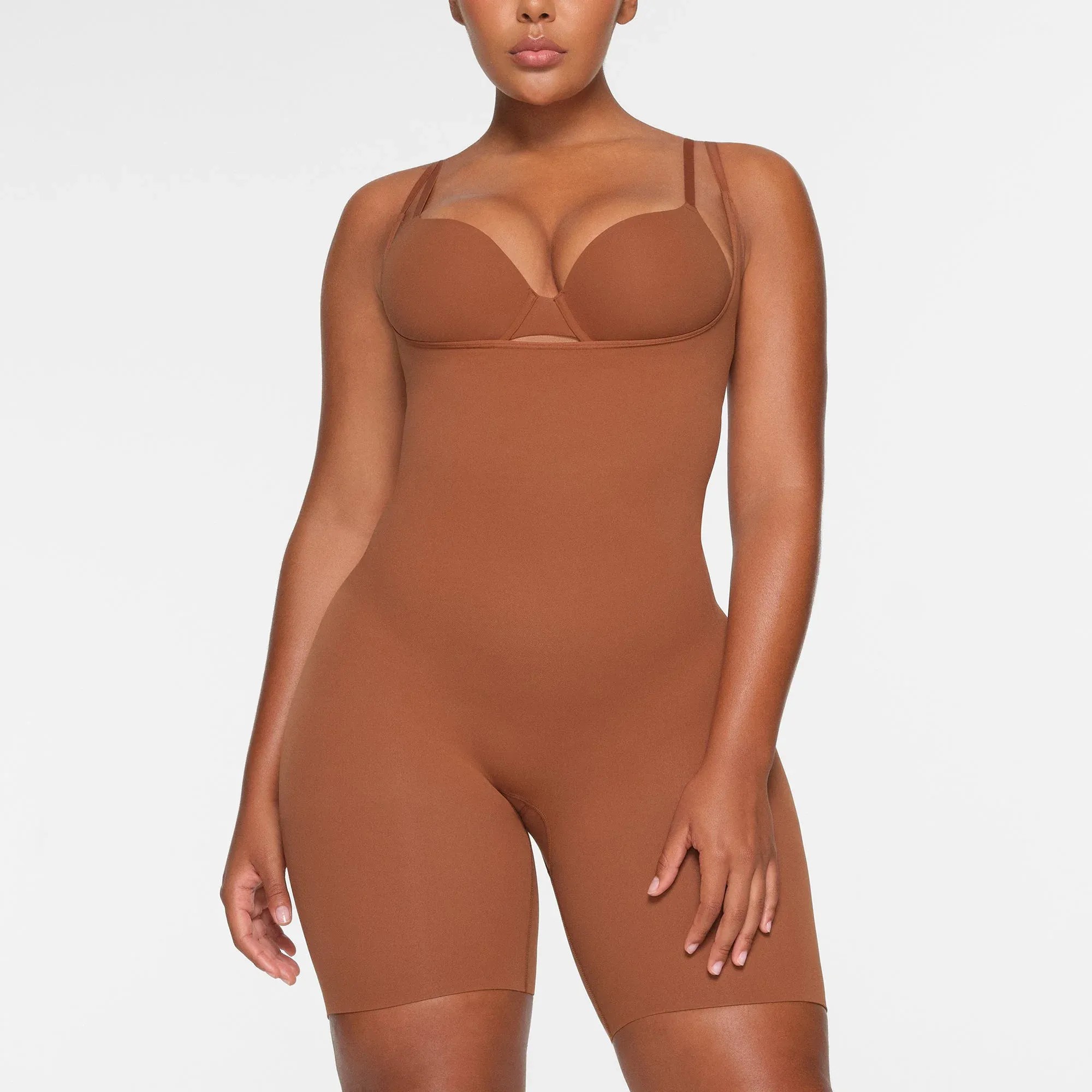 Skims Seamless Sculpt Open Bust Bodysuit Bronze - HypeFly India View 3