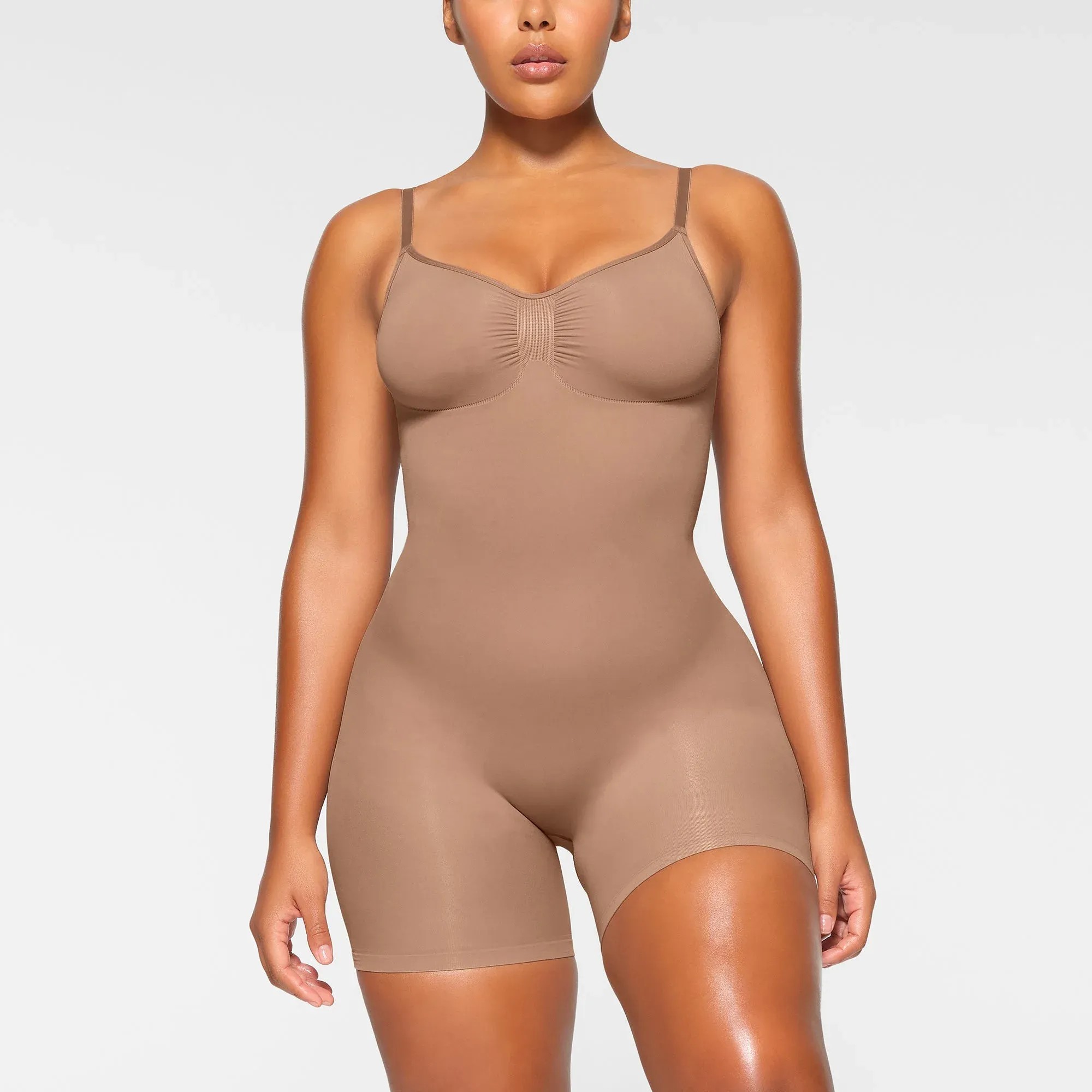 Skims Seamless Sculpt Mid Thigh Bodysuit Sienna - HypeFly India View 3