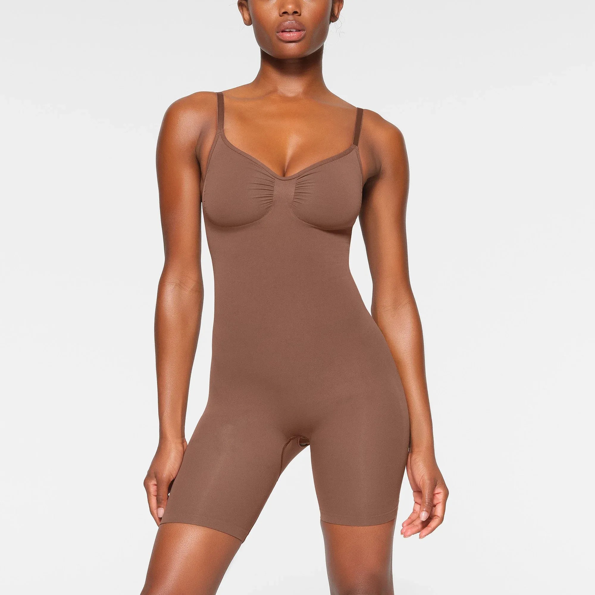 Skims Seamless Sculpt Mid Thigh Bodysuit Jasper - HypeFly India View 2