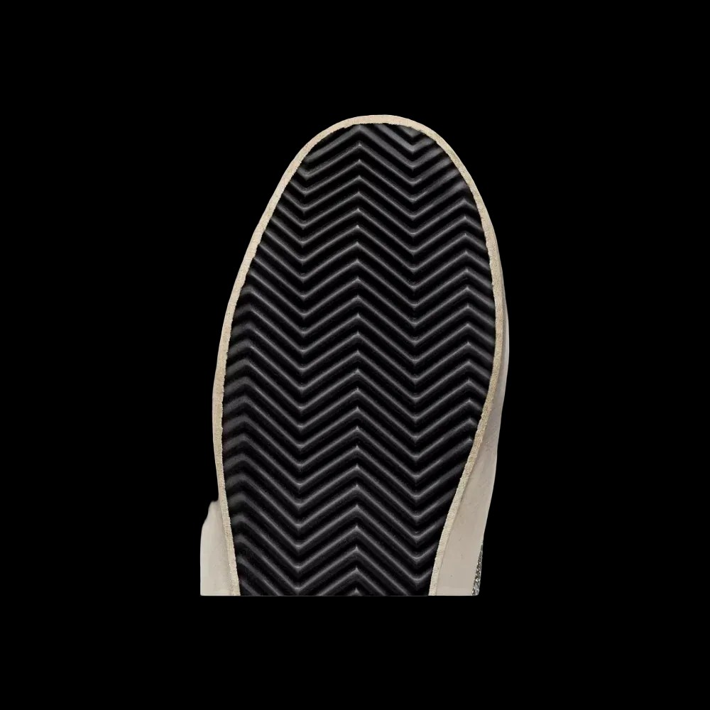 Golden Goose Super-Star In Silver Glitter With Ice-Gray Suede Star - HypeFly India View 4