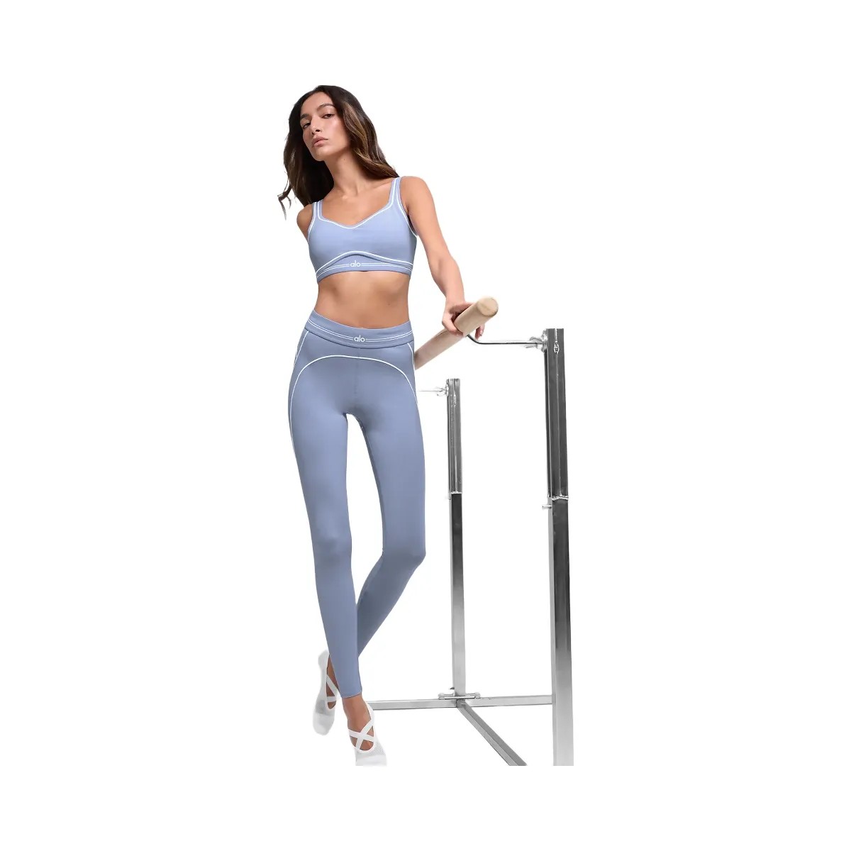 Alo Women's Airbrush High-Waist Heart Throb Legging - Winter Frost/White - HypeFly India View 2