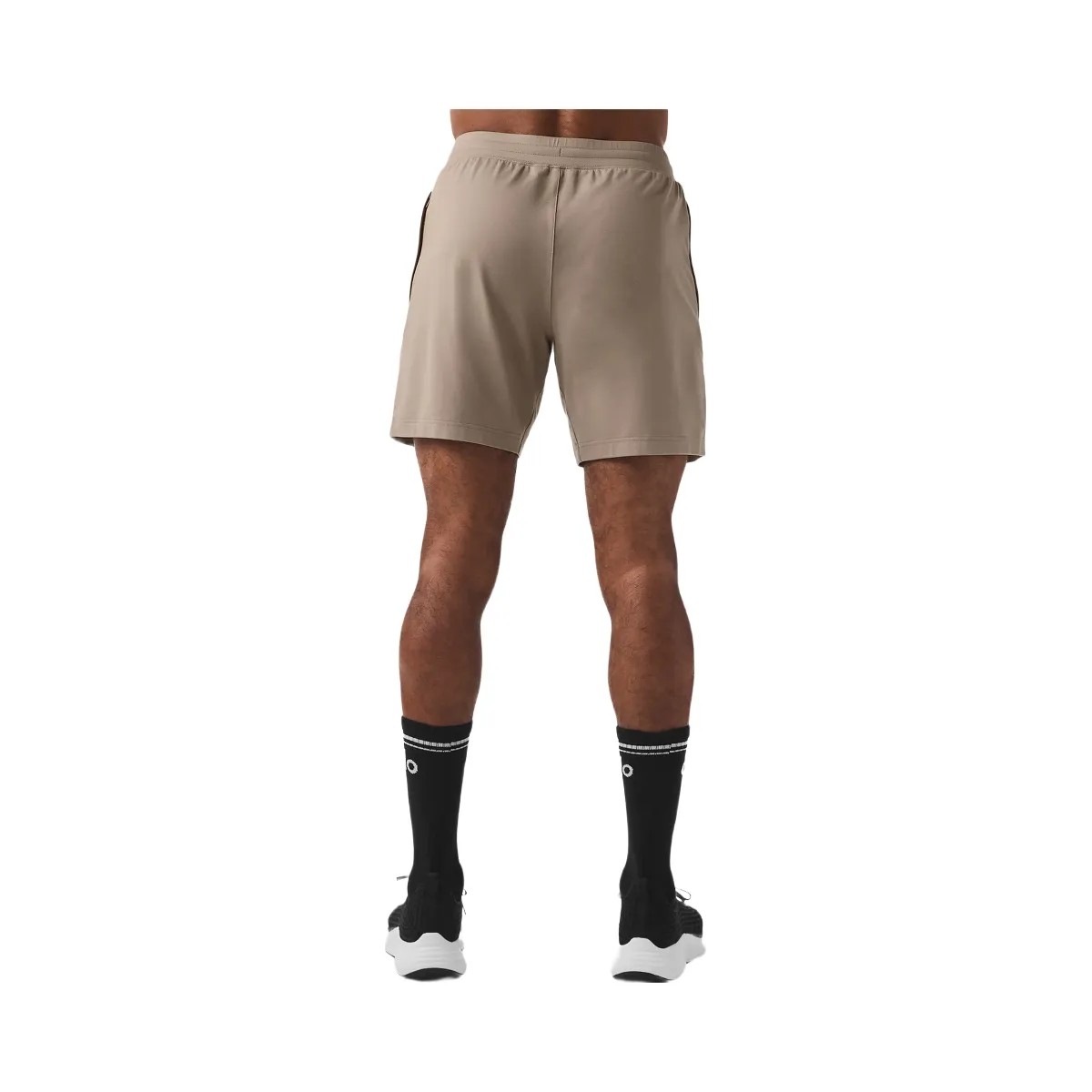 Alo Men's 7" Conquer React Performance Short - Gravel - HypeFly India View 4