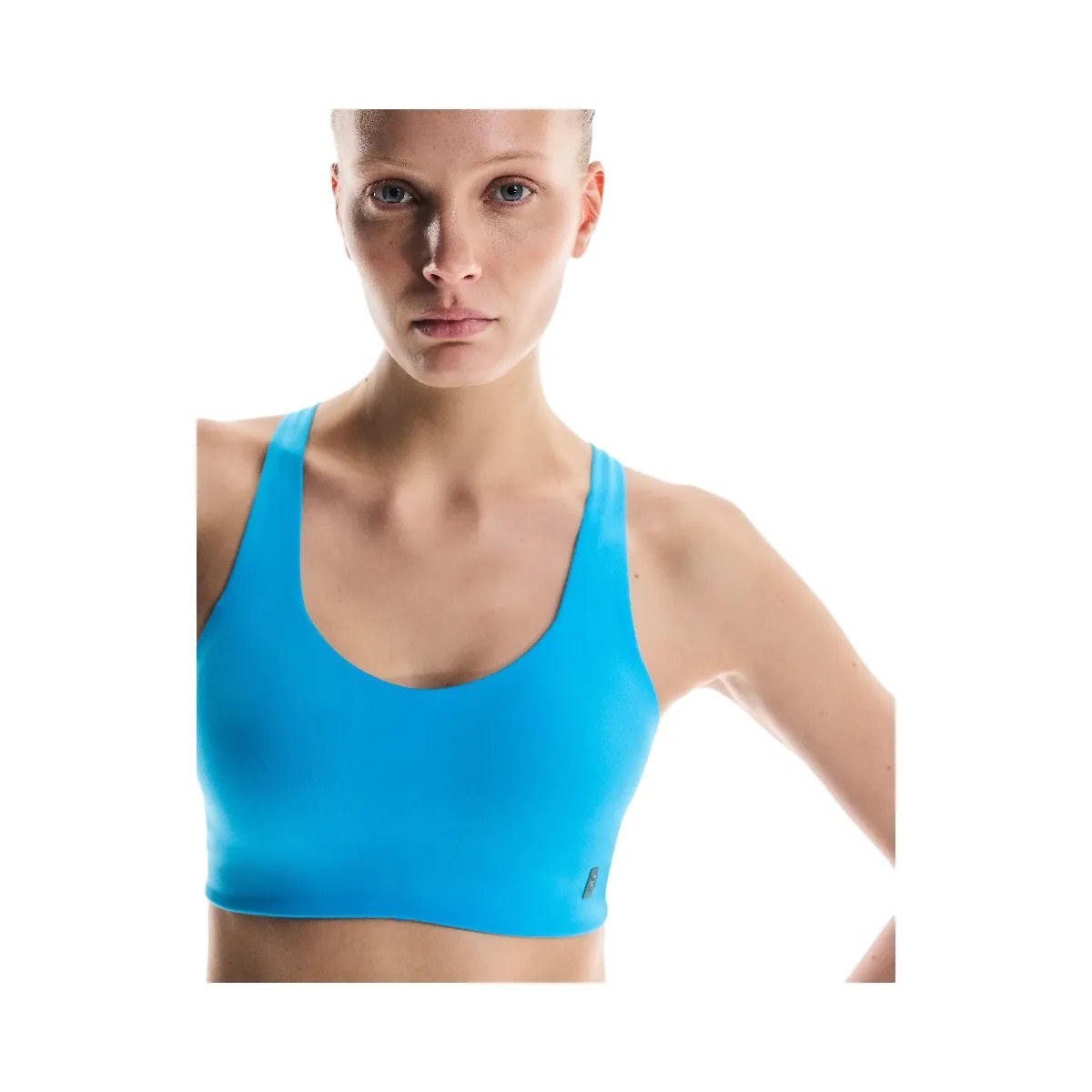 On Train Bra Malibu - HypeFly India View 3