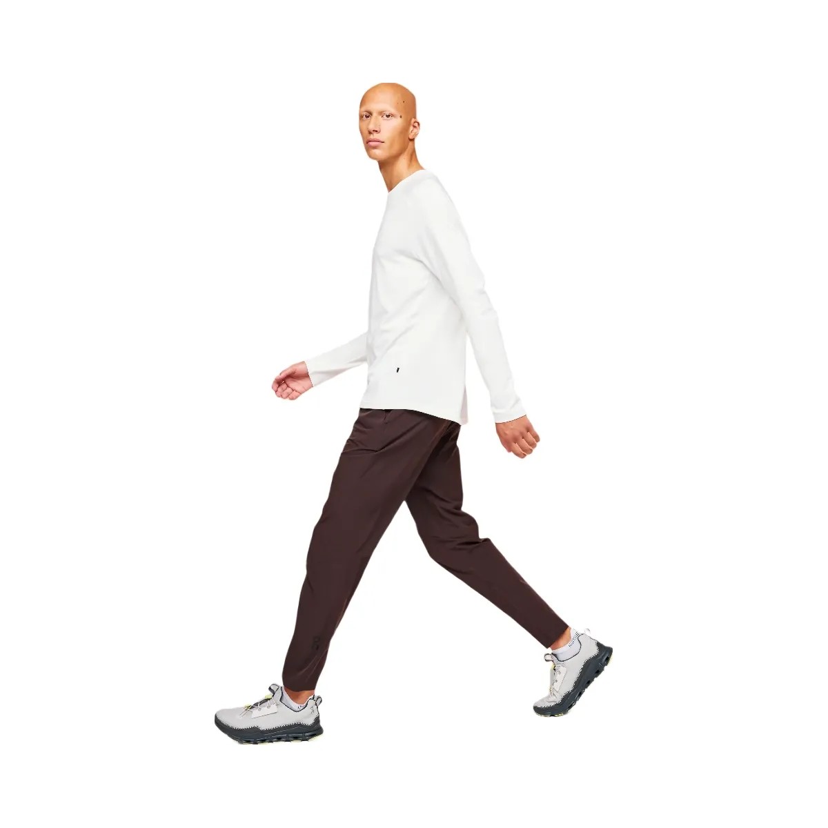On Movement Pants Ox - HypeFly India View 5