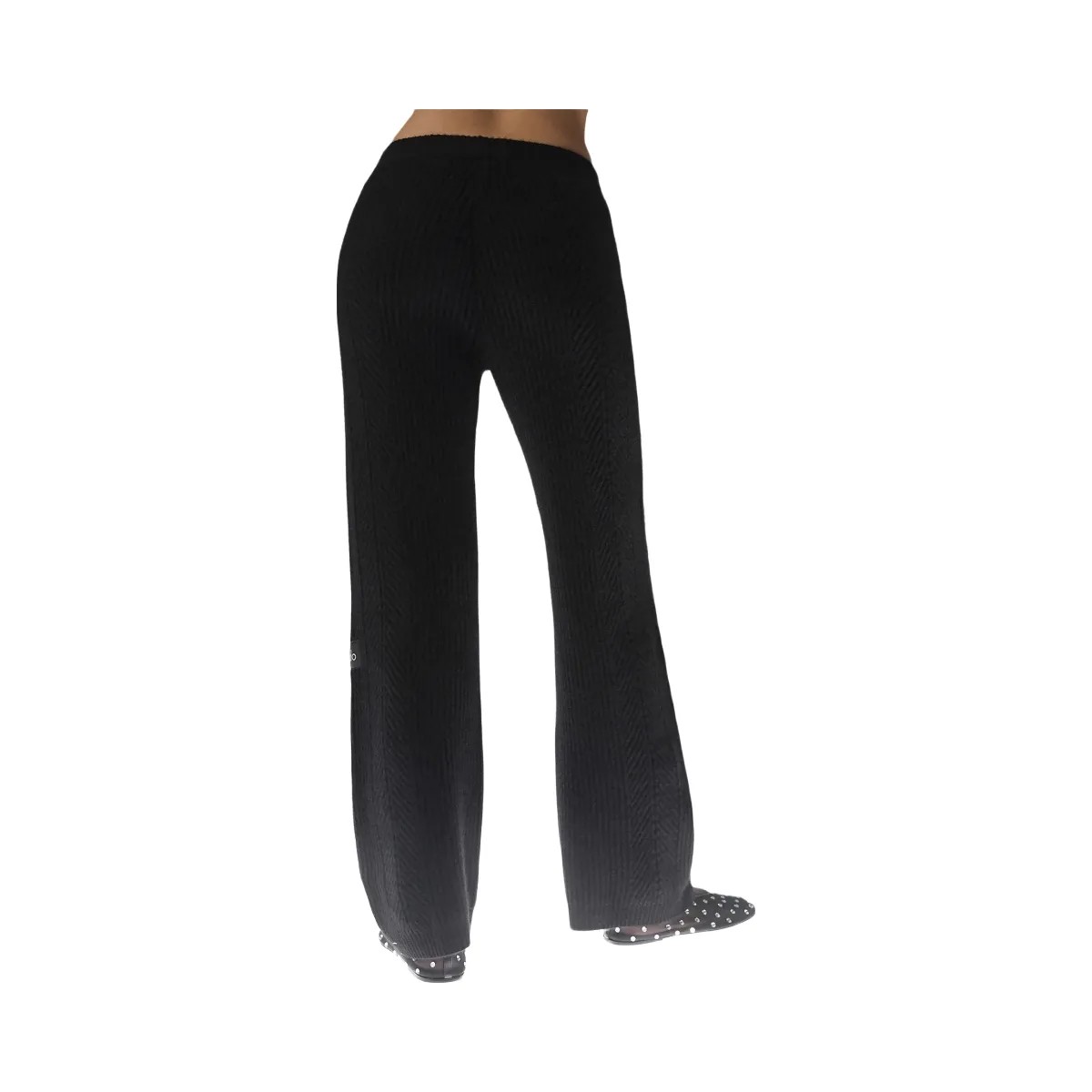 Alo Women's Winter Magic Cashmere Wide Leg Pant - Black - HypeFly India View 3