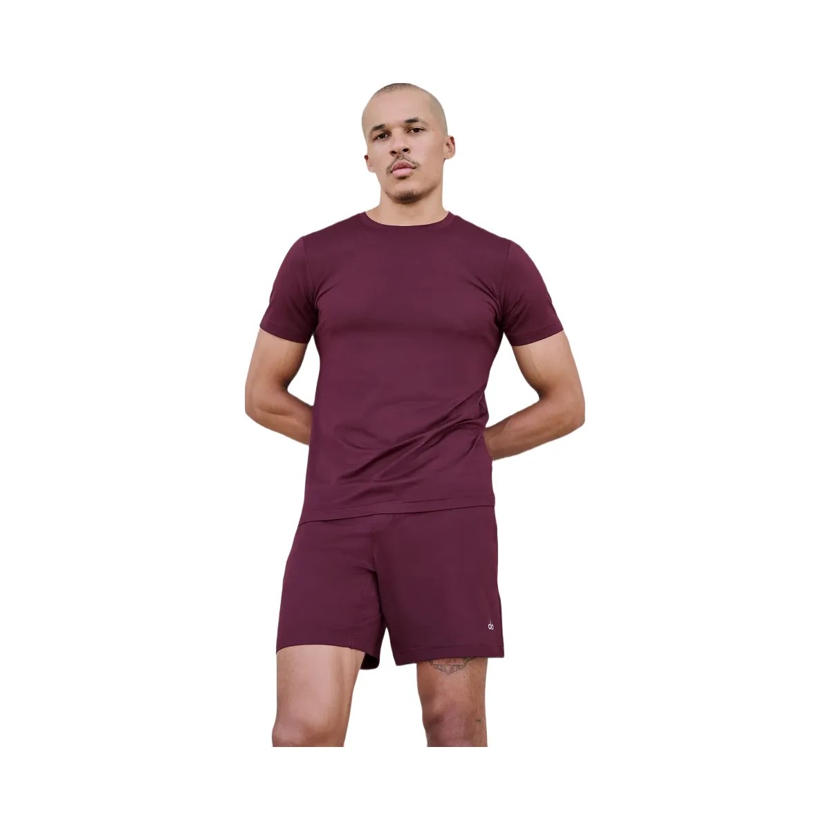 Alo Men's 7" Conquer React Performance Short - Burgundy - HypeFly India View 6