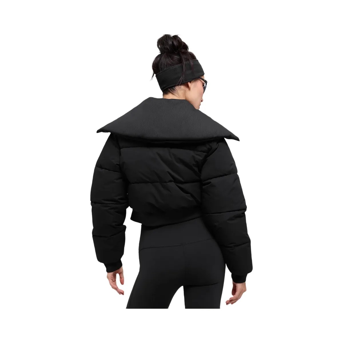 Alo Women's Captivate Puffer - Black - HypeFly India View 4