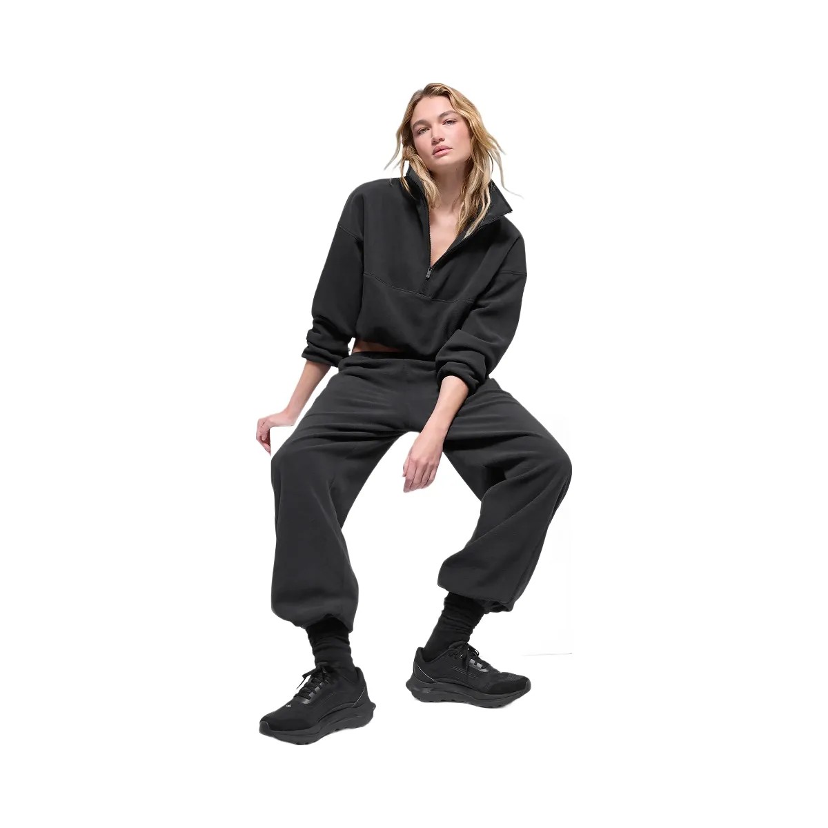 Alo Women's Polar Fleece Retreat Cover Up - Black - HypeFly India View 4