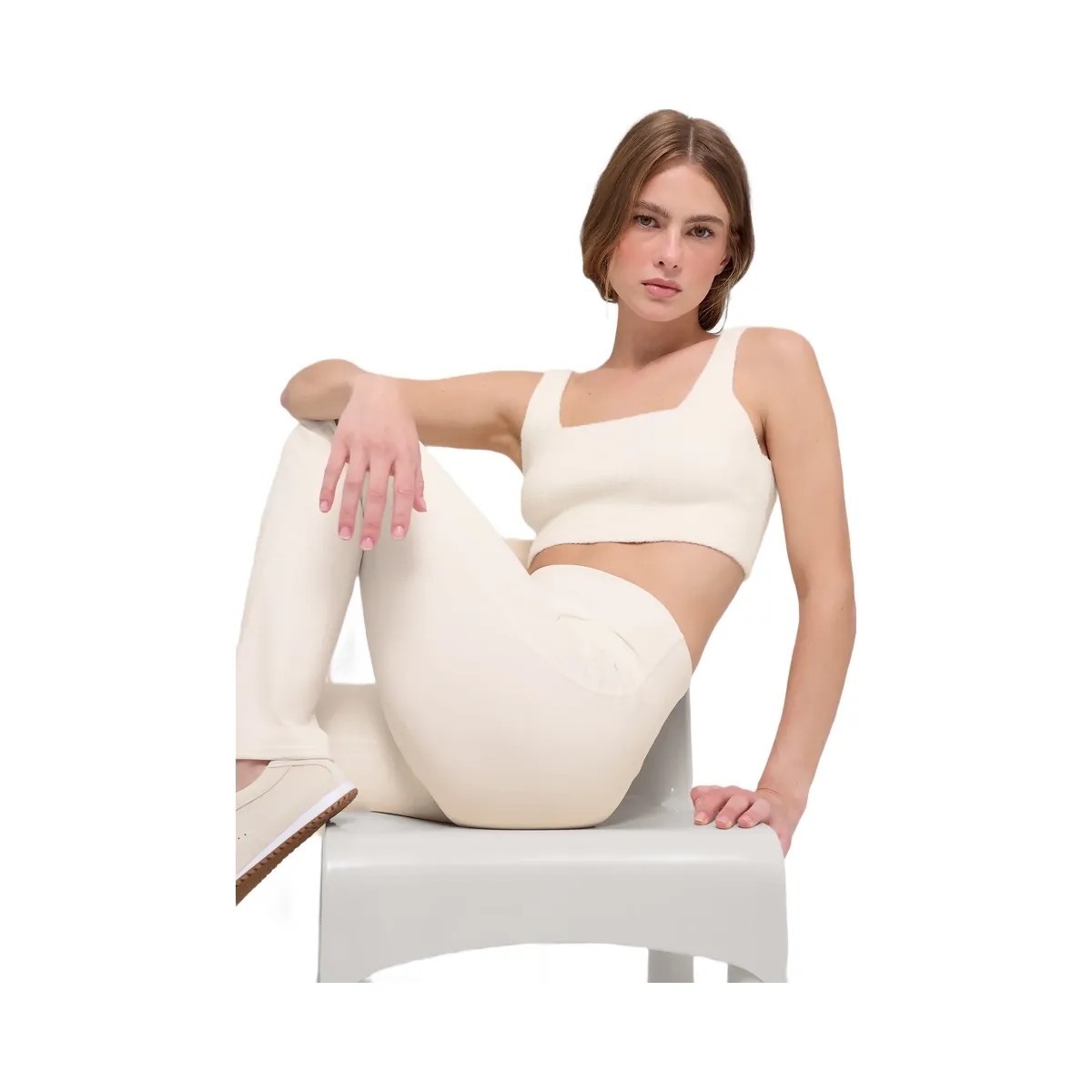 Alo Women's Snuggle Up Sweater Bra - Ivory - HypeFly India View 4