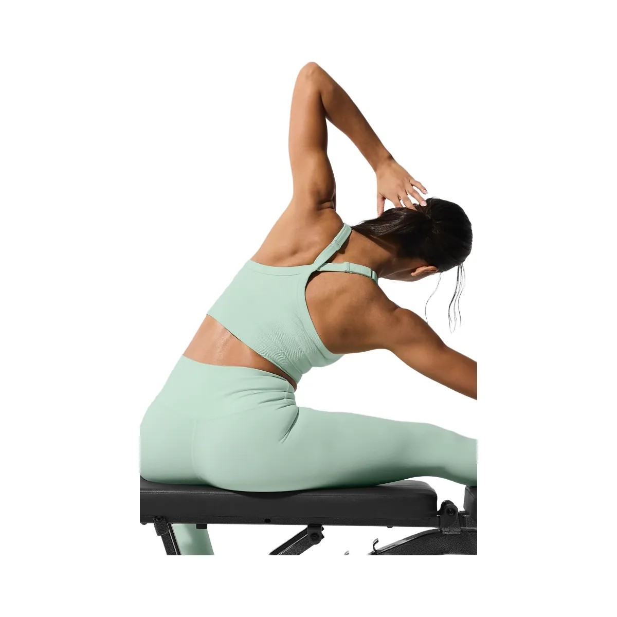 Alo Women's 7/8 High-Waist Airbrush Legging - Spearmint - HypeFly India View 5