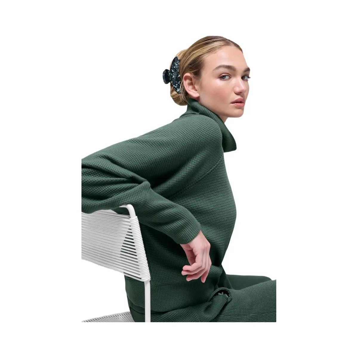 Alo Women's Waffle Weekend Escape Mock Neck Long Sleeve - Clover Green - HypeFly India View 4