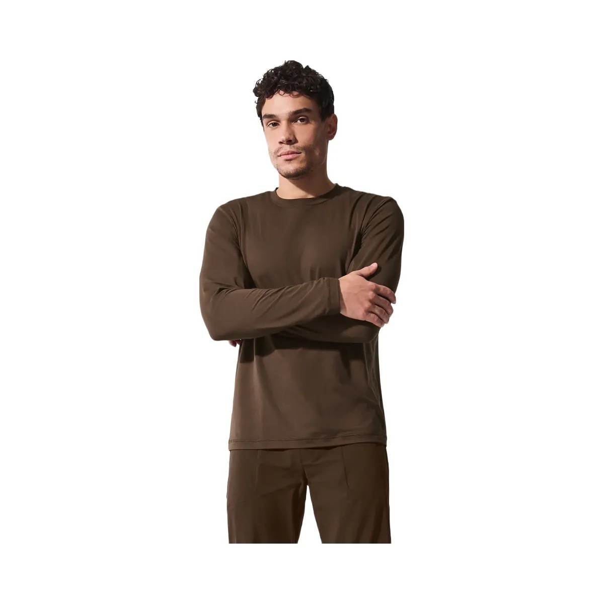 Alo Men's Conquer Reform Crewneck Long Sleeve - Espresso - HypeFly India View 2
