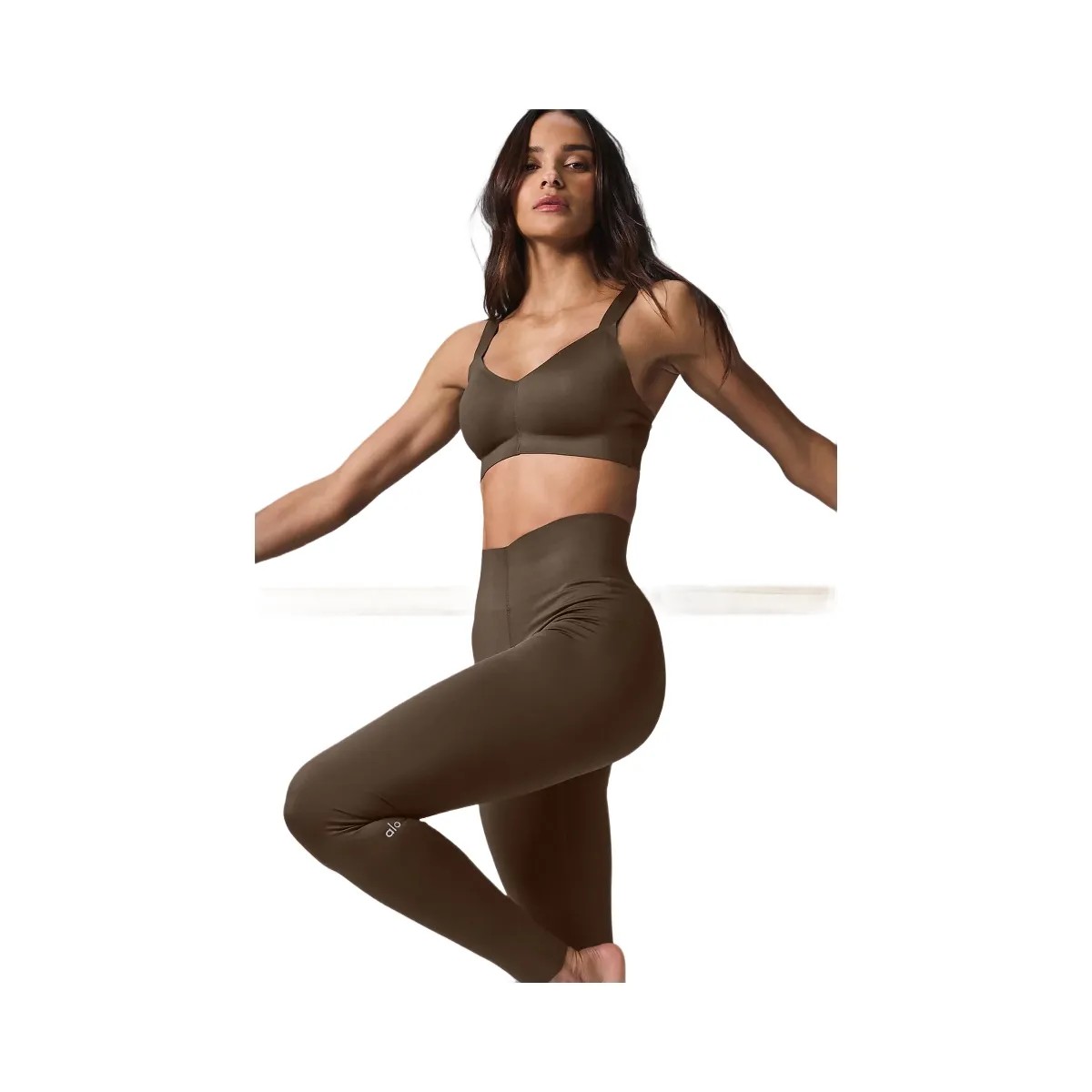 Alo Women's Airlift Strength Bra - Espresso - HypeFly India View 4