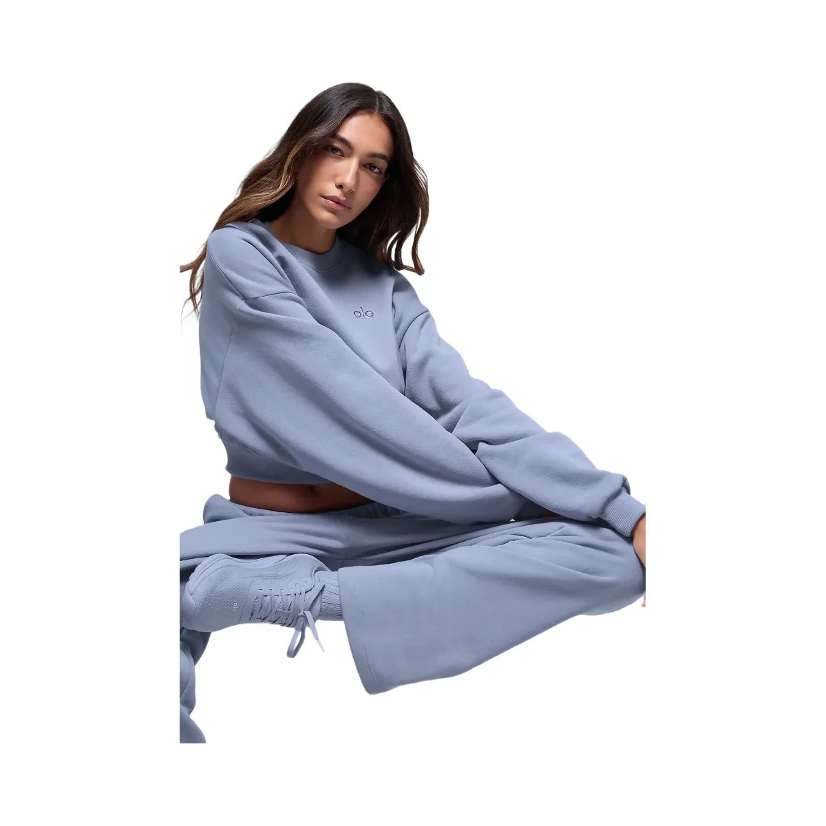 Alo Women's Cropped Accolade Crewneck - Winter Frost - HypeFly India View 5