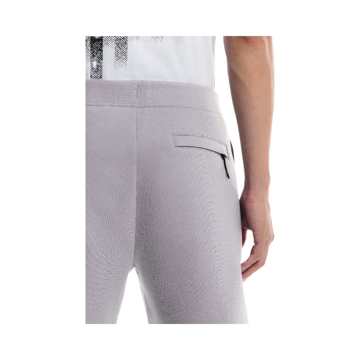 On Focus Tech Sweatpants Lilac - HypeFly India View 2