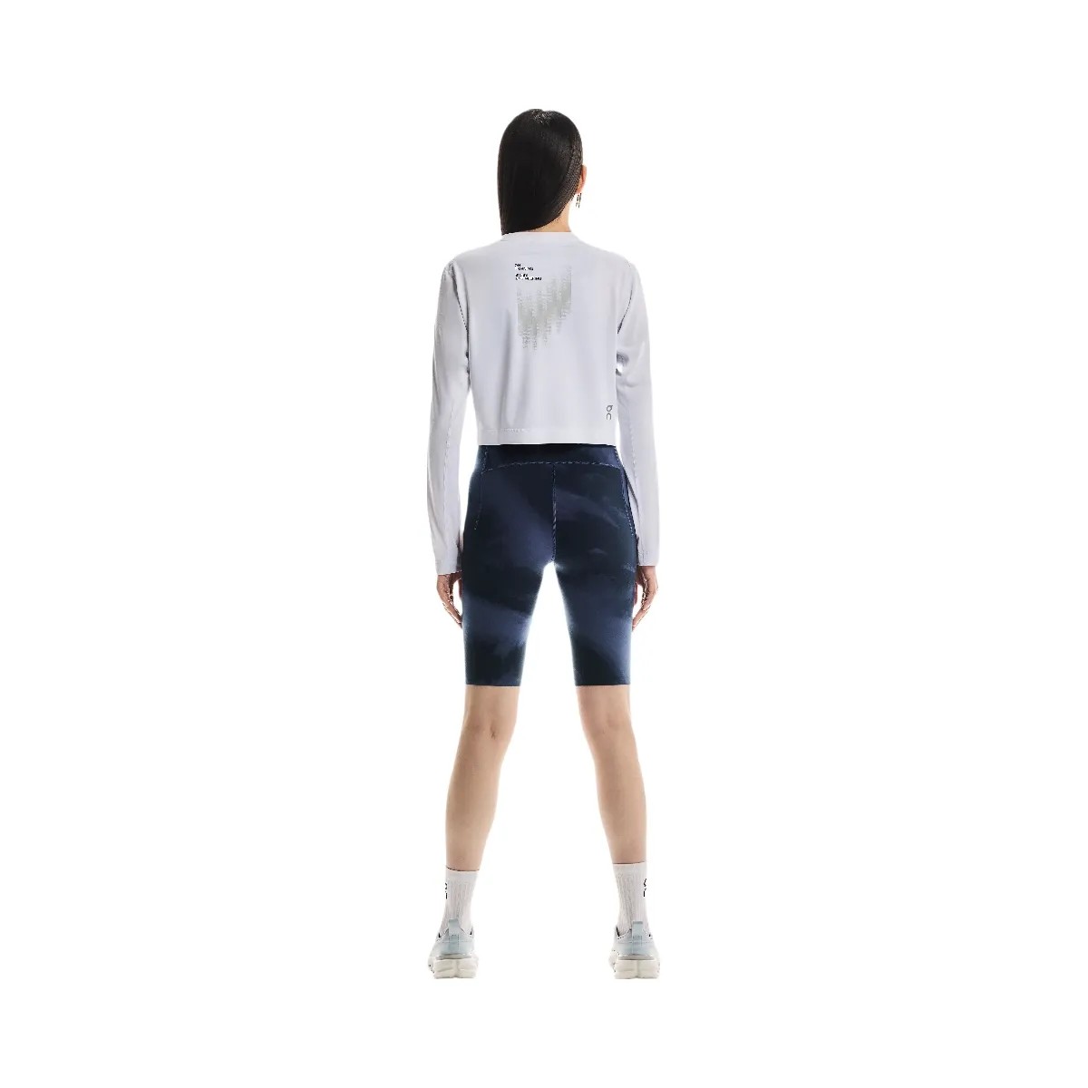 On Studio Tights Short Acai | Navy - HypeFly India View 4