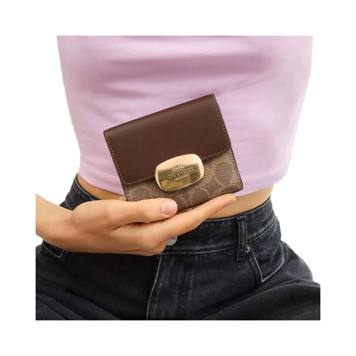 Coach Eliza Small Wallet In Signature Canvas Signature Canvas-Gunmetal-Black - HypeFly India View 5
