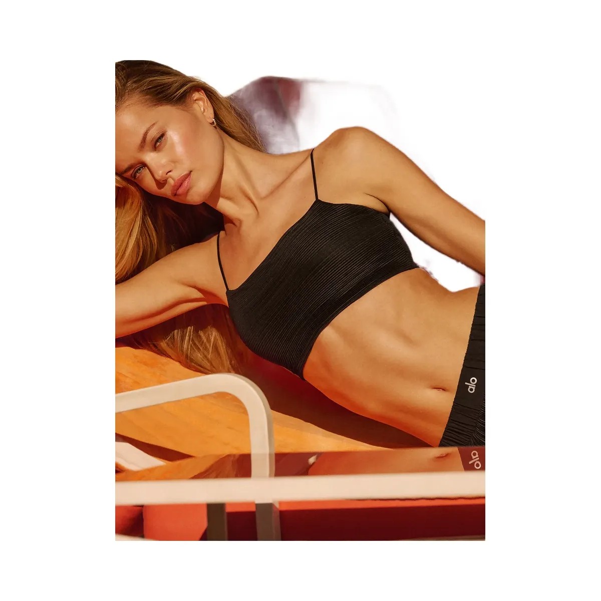 Alo Women's Micro Plisse Game On Bra - Black - HypeFly India View 5