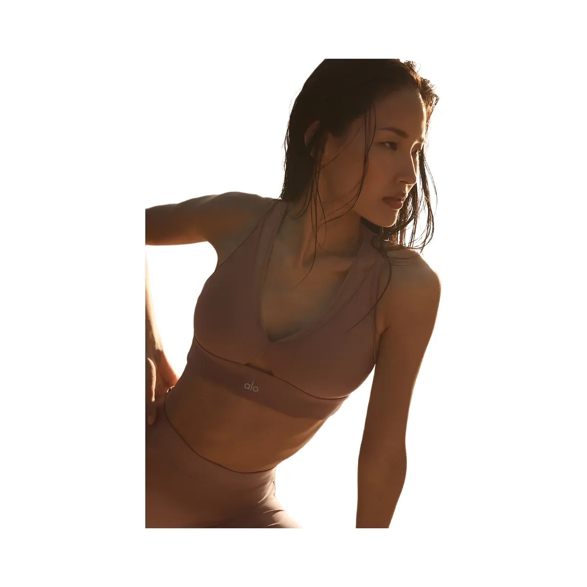 Alo Women's Airlift Mesh Just Right Bra - Taupe - HypeFly India View 5