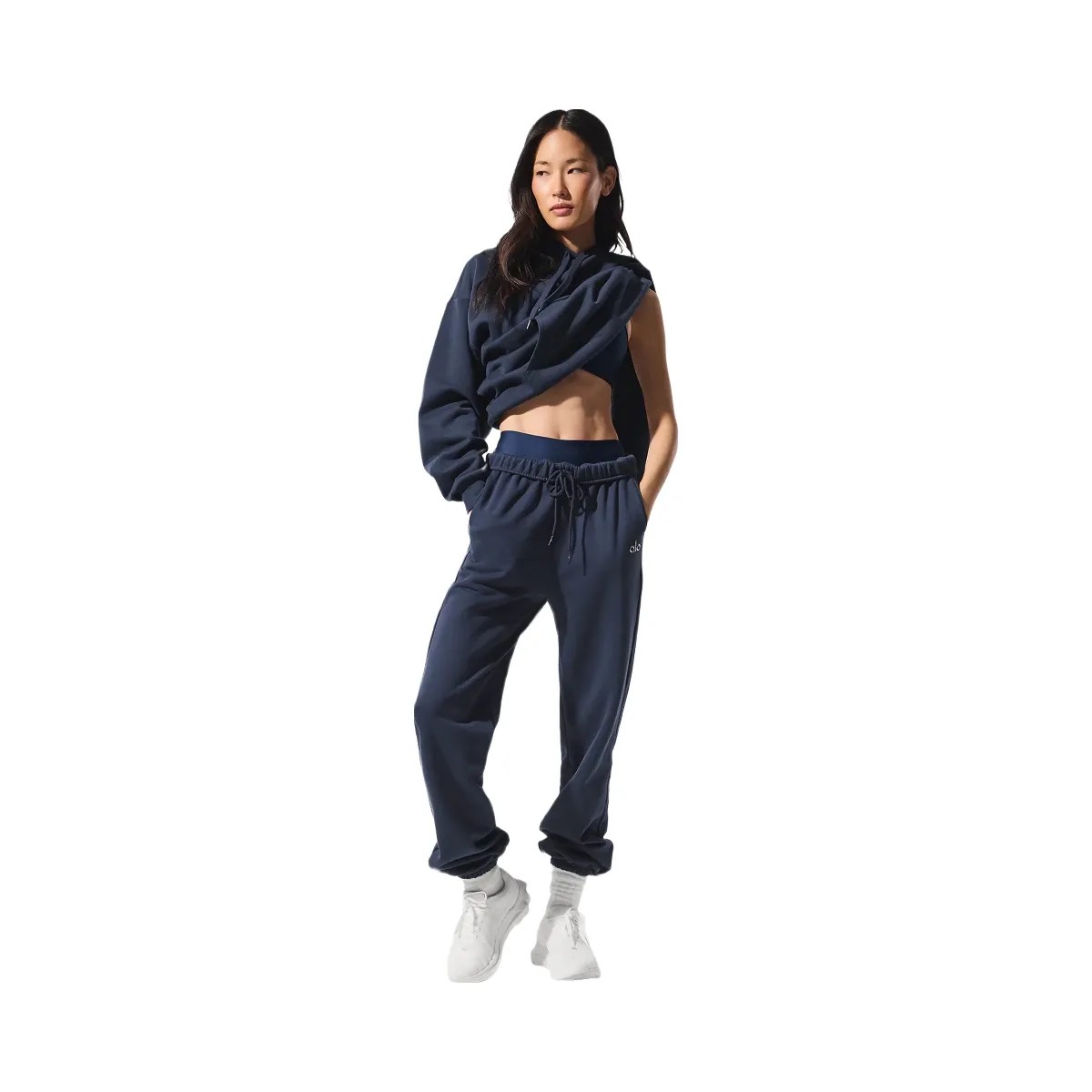 Alo Accolade Sweatpant - Navy - HypeFly India View 5