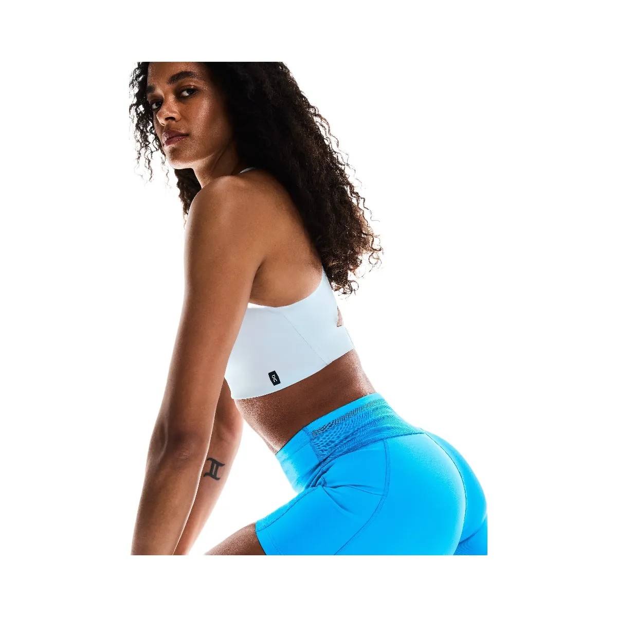 On Endurance Bra Arctic  - HypeFly India View 5