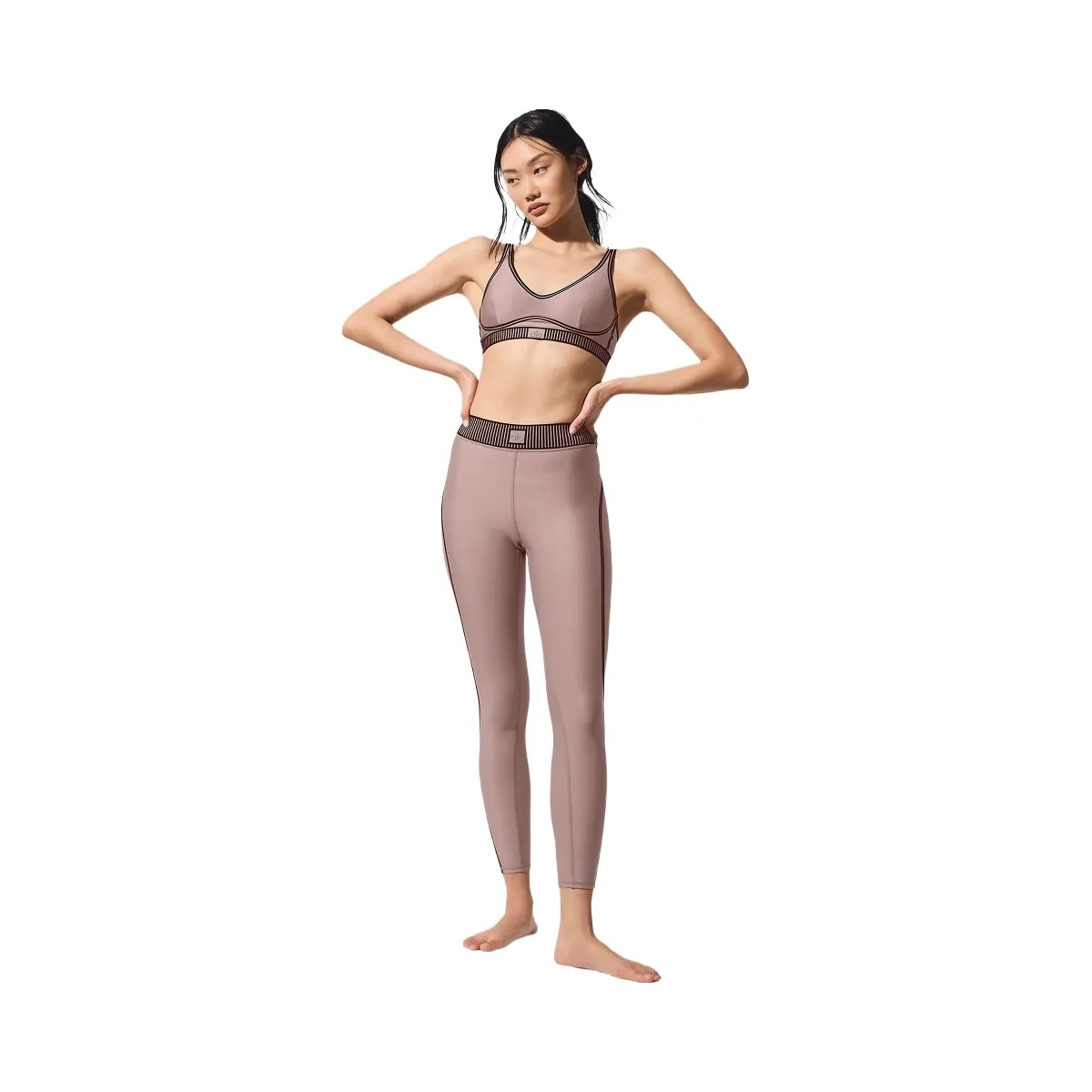 Alo Women's Airlift Line Up Bra - Taupe - HypeFly India View 5