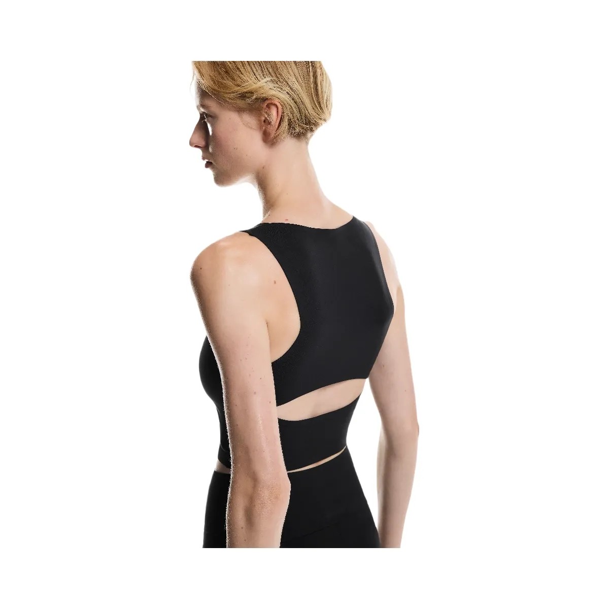 On Studio Open Back Crop Black  - HypeFly India View 4