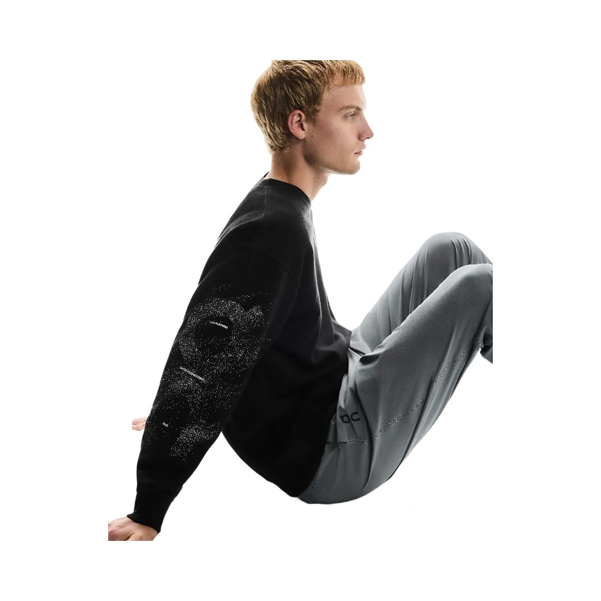 On Club Crew Graphic Black | Olive - HypeFly India View 3