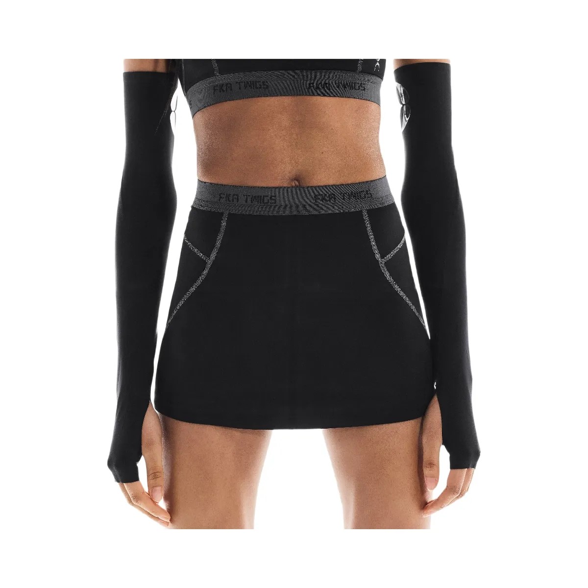 On Studio Skort Fka Black  - HypeFly India View 3