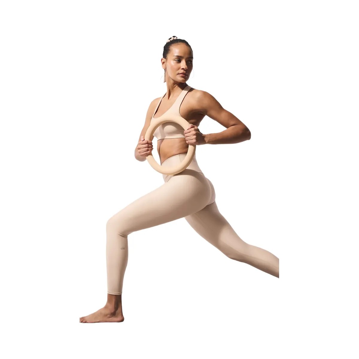 Alo Women's 7/8 High-Waist Airlift Legging - Macadamia - HypeFly India View 3