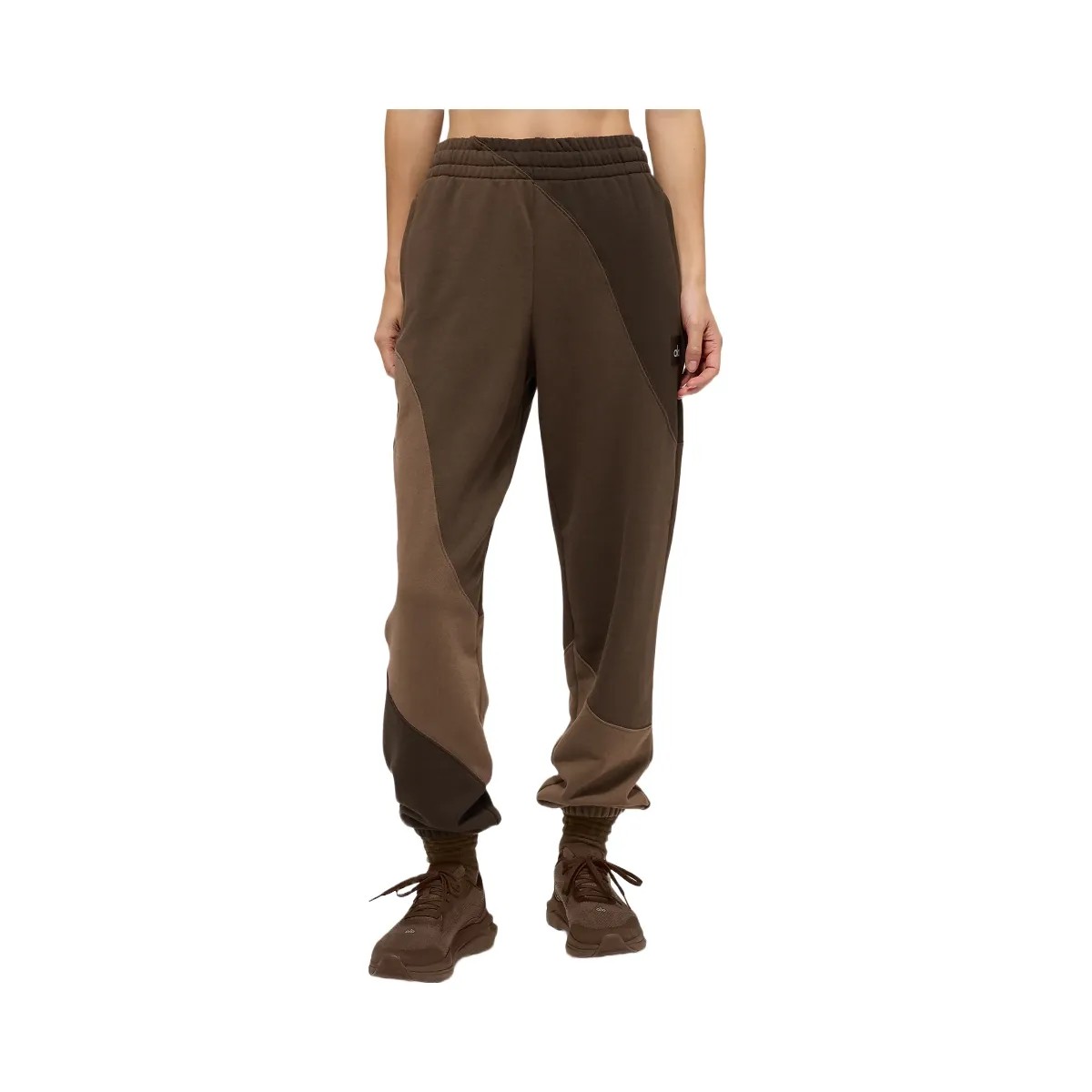 Alo Make Waves Sweatpant - Espresso Tonal - HypeFly India View 1