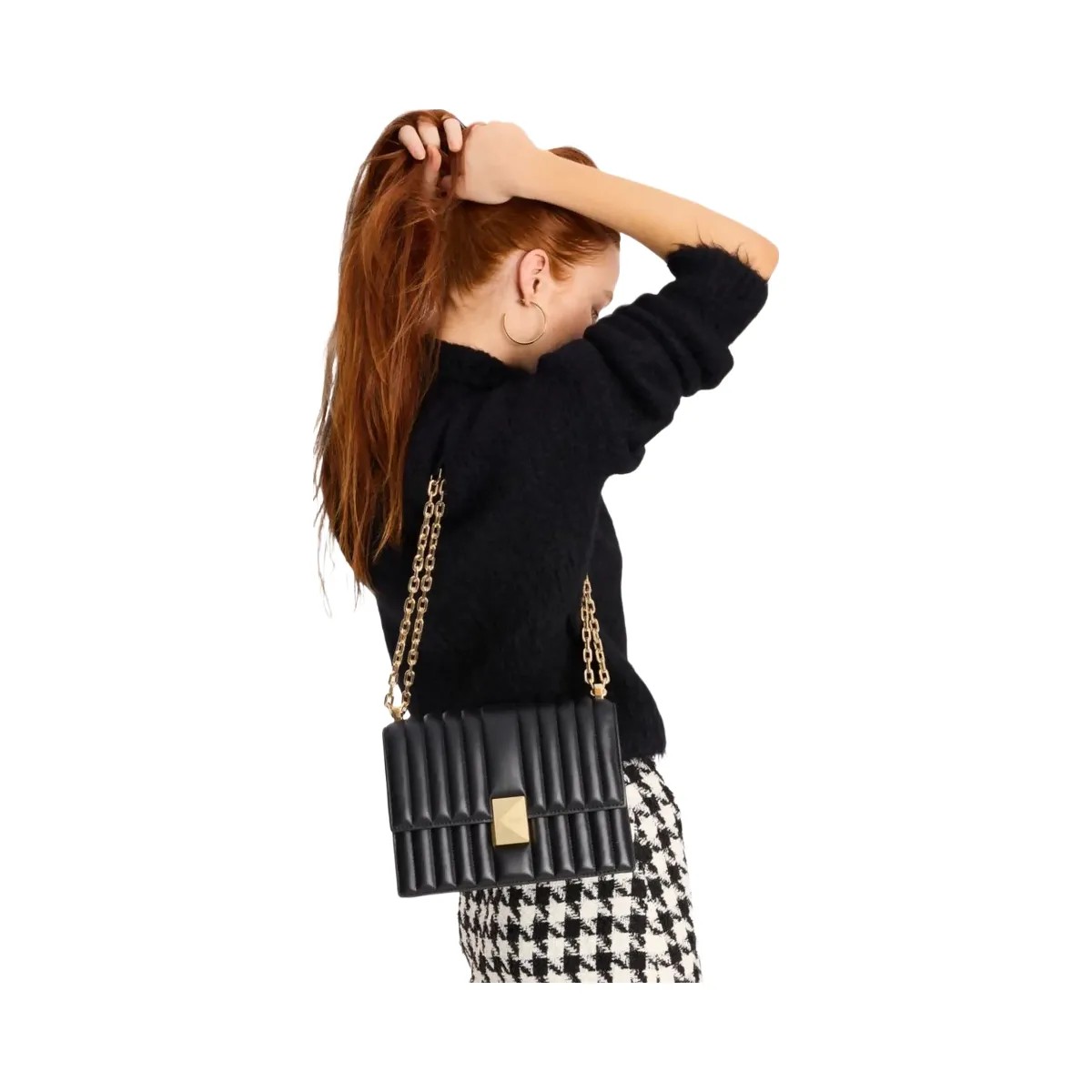 Kate Spade Deco Quilted Chain Shoulder Bag Black - HypeFly India View 2