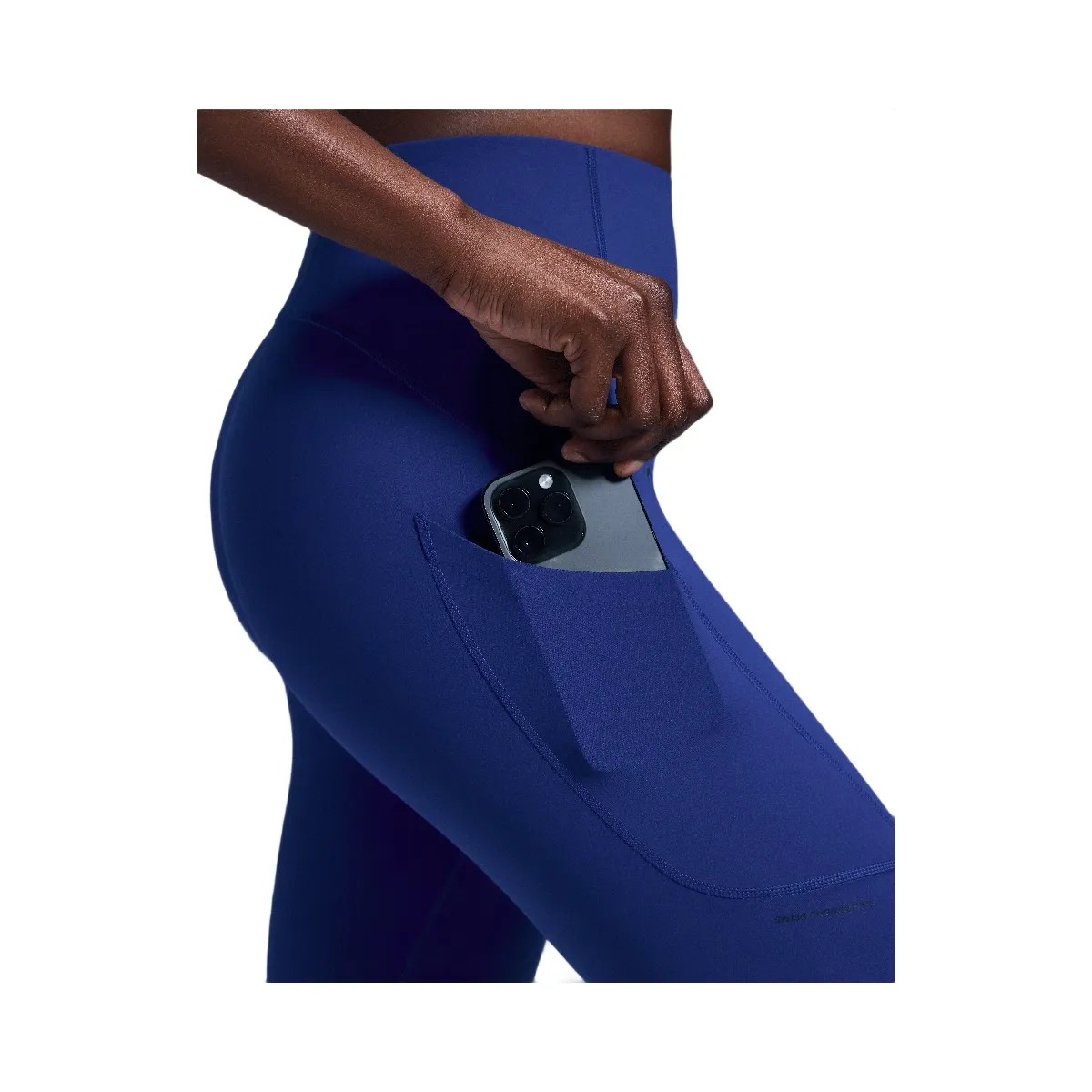 On Movement 3/4 Tights Indigo - HypeFly India View 5