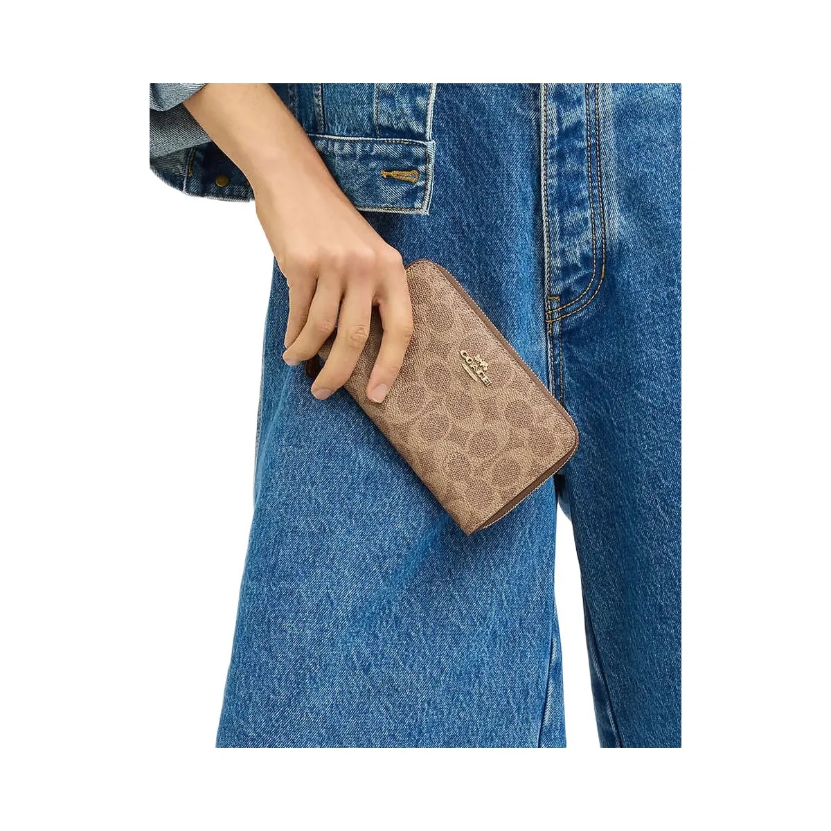 Coach Medium Id Zip Wallet In Signature Canvas Signature Canvas-Gold-Tan-Brown - HypeFly India View 2