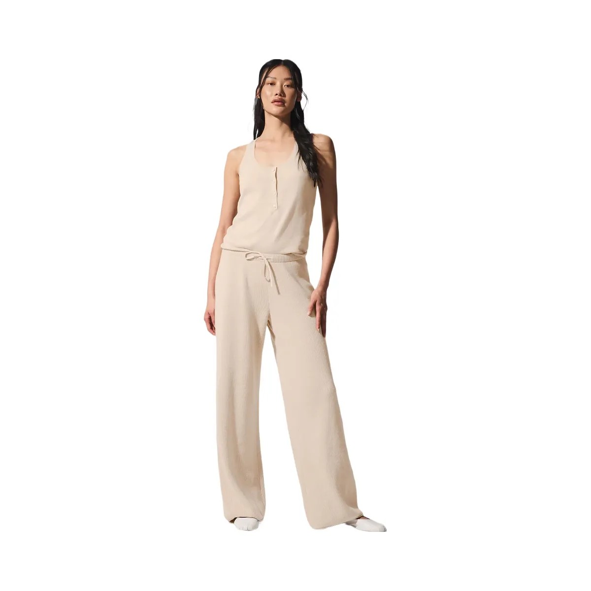 Alo Women's Supernatural Sweater Pant - Macadamia - HypeFly India View 1