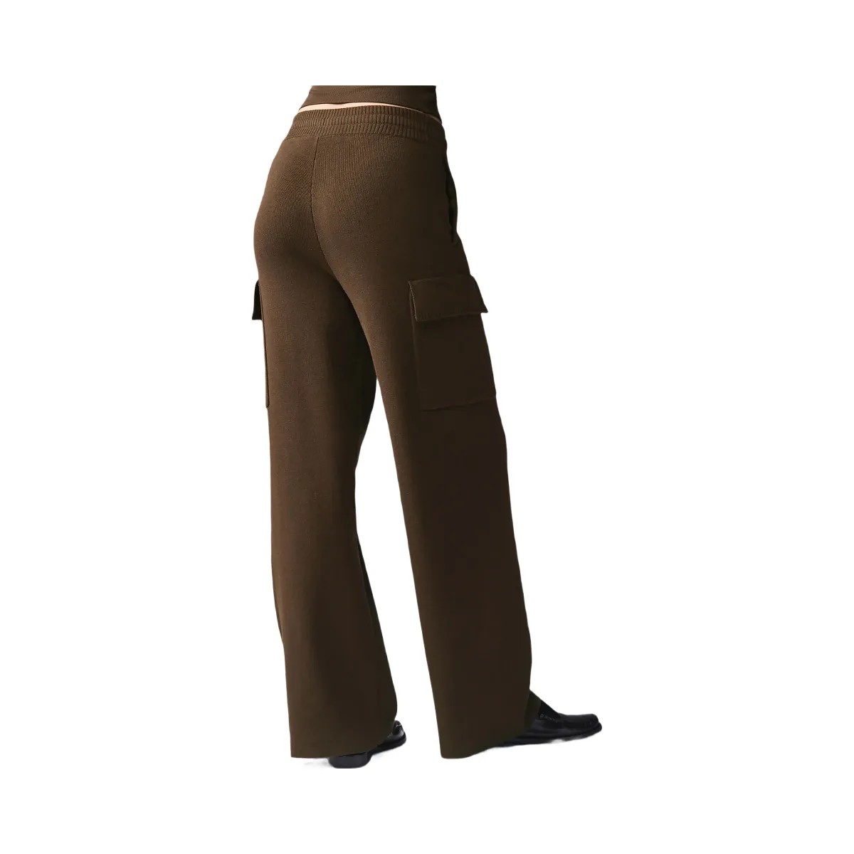 Alo Women's Scholar Knit High-Waist Cargo Pant - Espresso - HypeFly India View 3