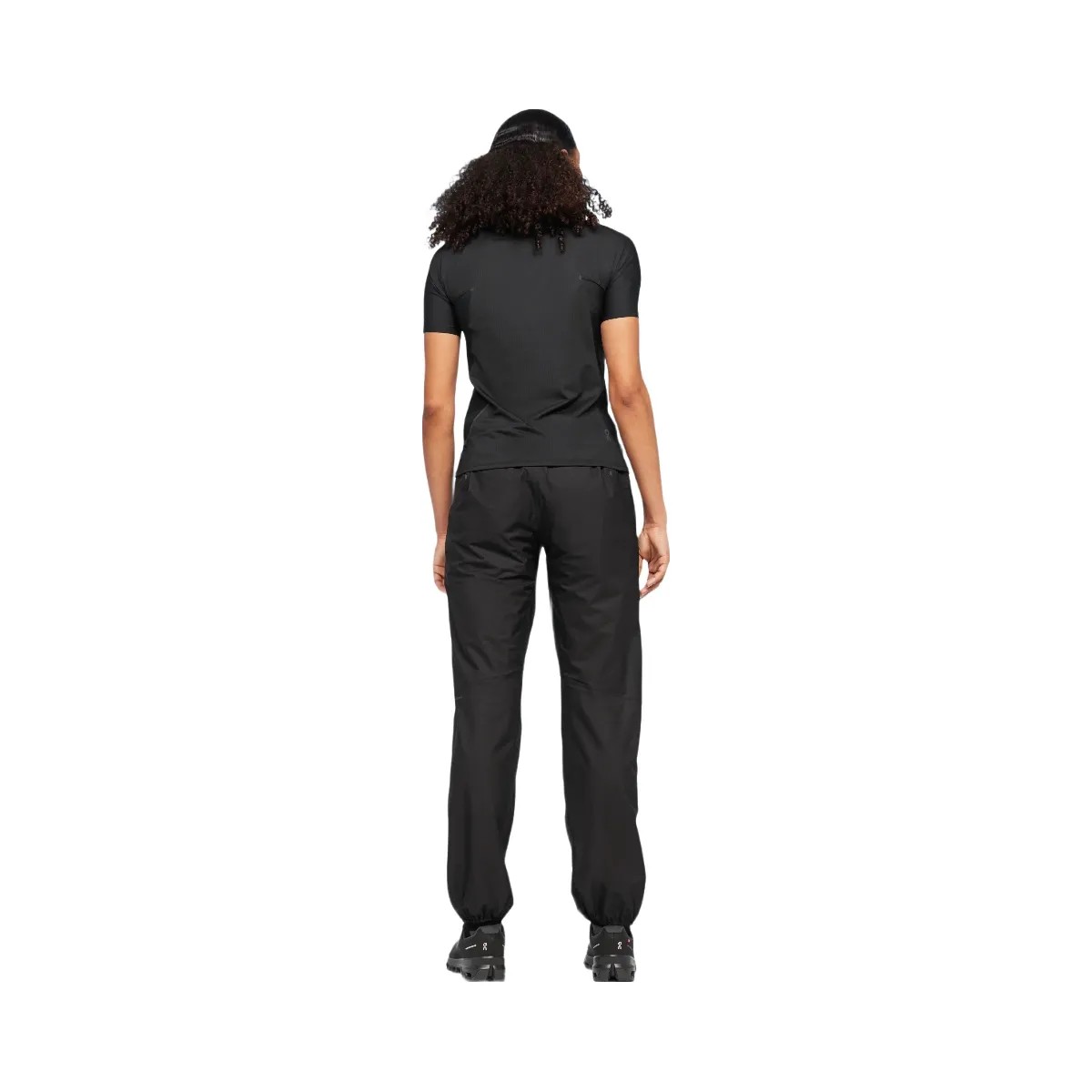 On Ultra Pants Black - HypeFly India View 3