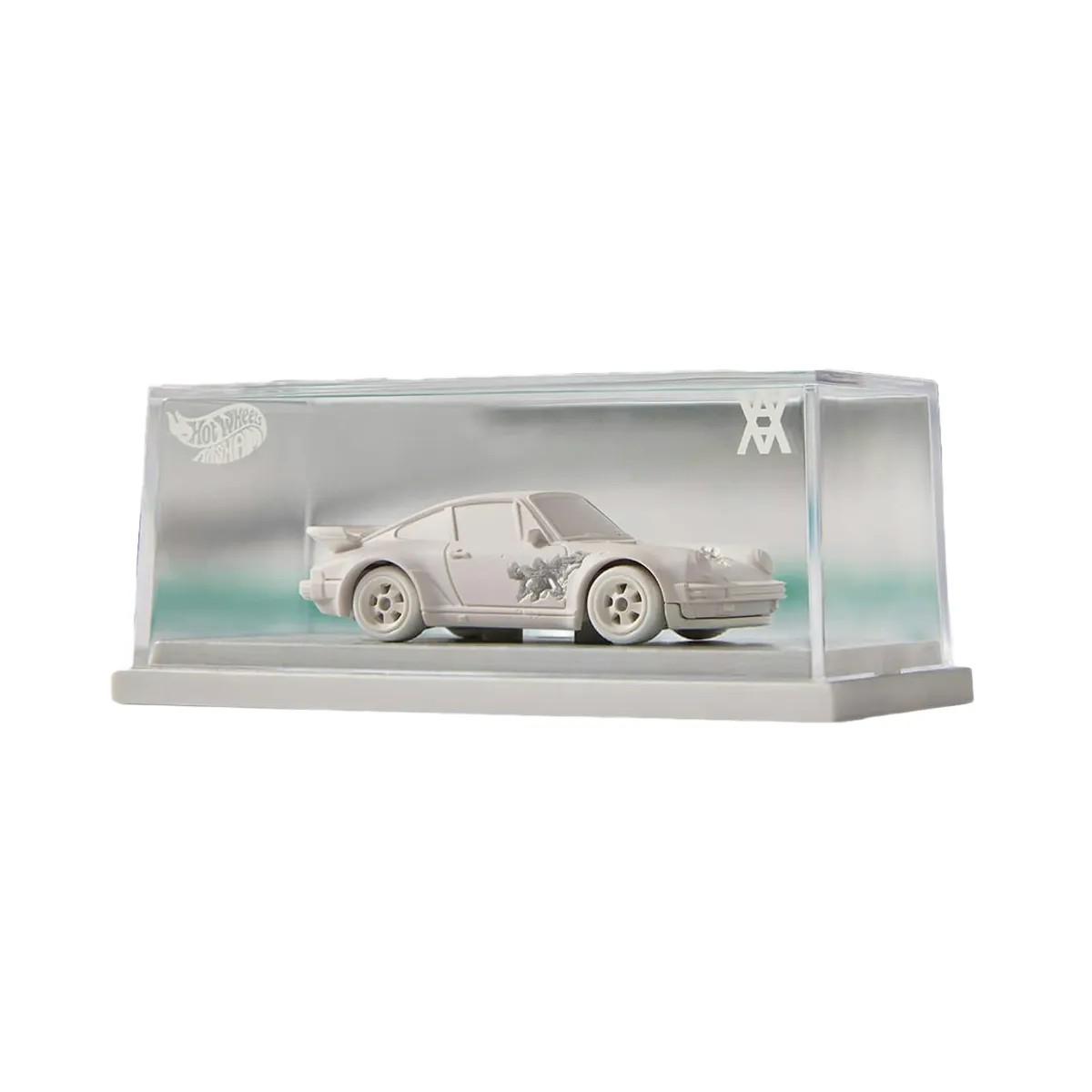 Hot Wheels x Daniel Arsham Eroded Porsche 930 and Rally Case - HypeFly India View 1
