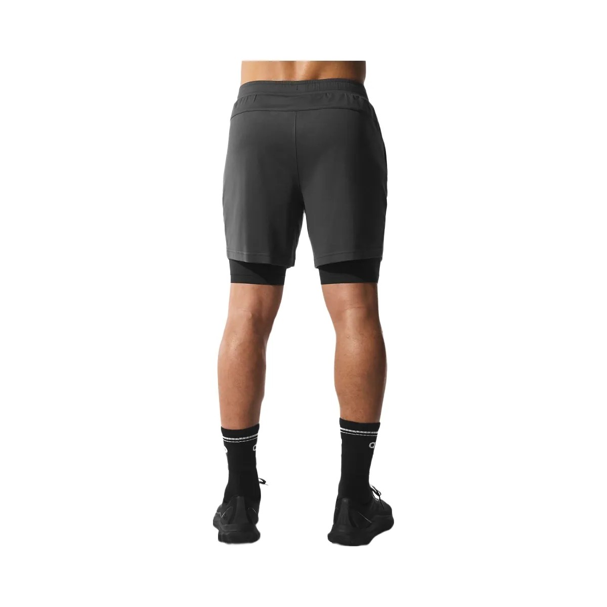 Alo Men's Conquer React 2-In-1 Performance Short - Anthracite/Black - HypeFly India View 2