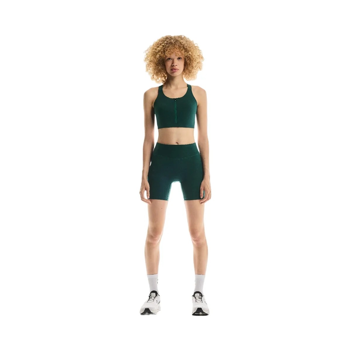 On Endurance Bra Zip Spirulina - HypeFly India View 3