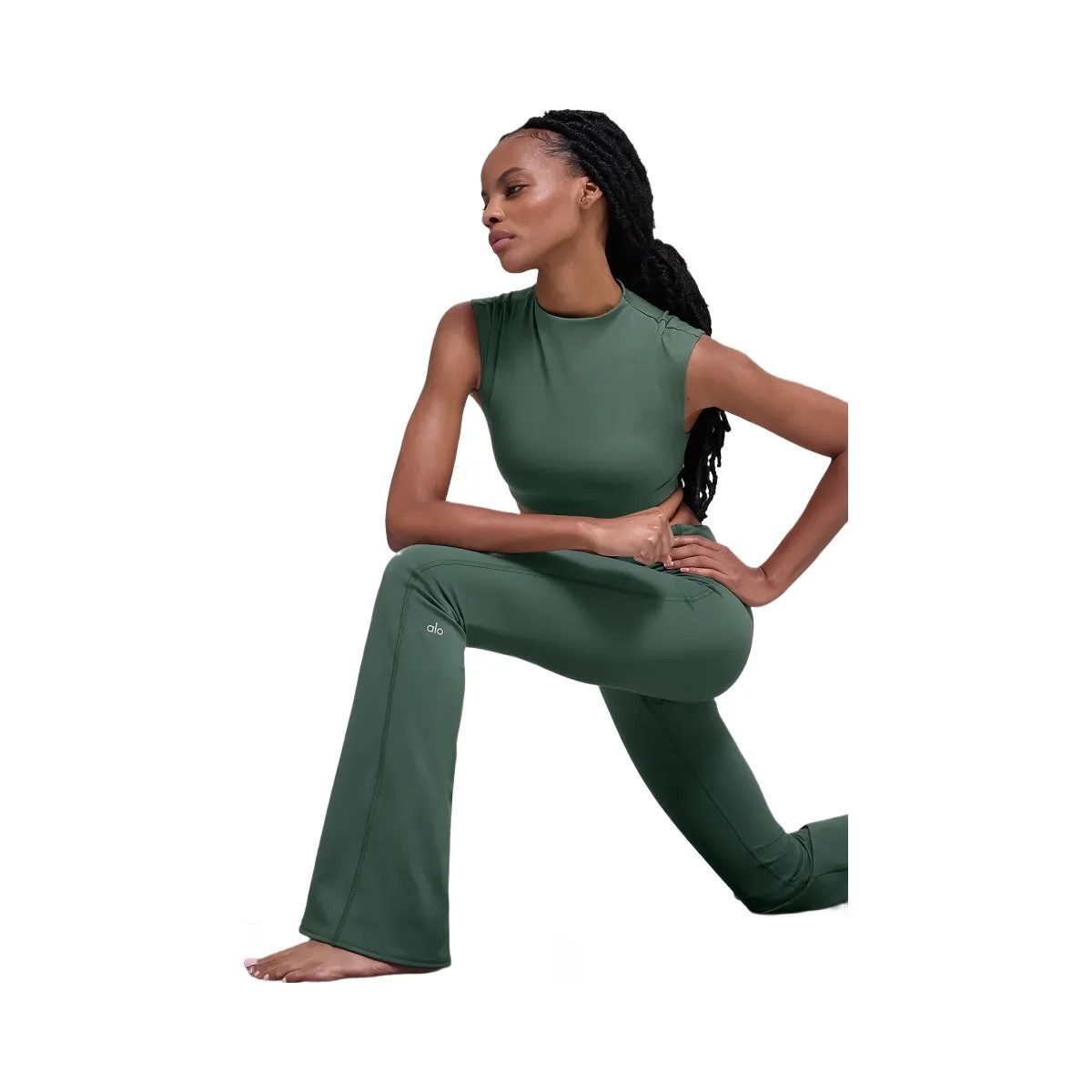 Alo Women's ALO Softsculpt Foldover Flare Legging - Clover Green - HypeFly India View 4