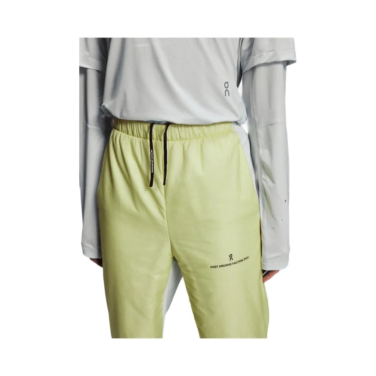 On Zero Pants Paf Hay - HypeFly India View 3