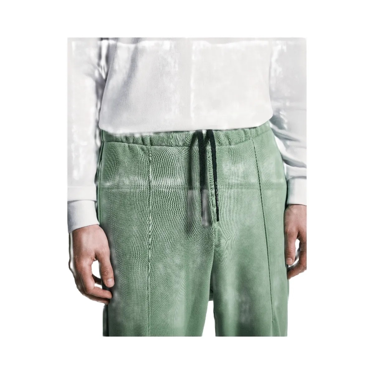On Club Pants Fern - HypeFly India View 4