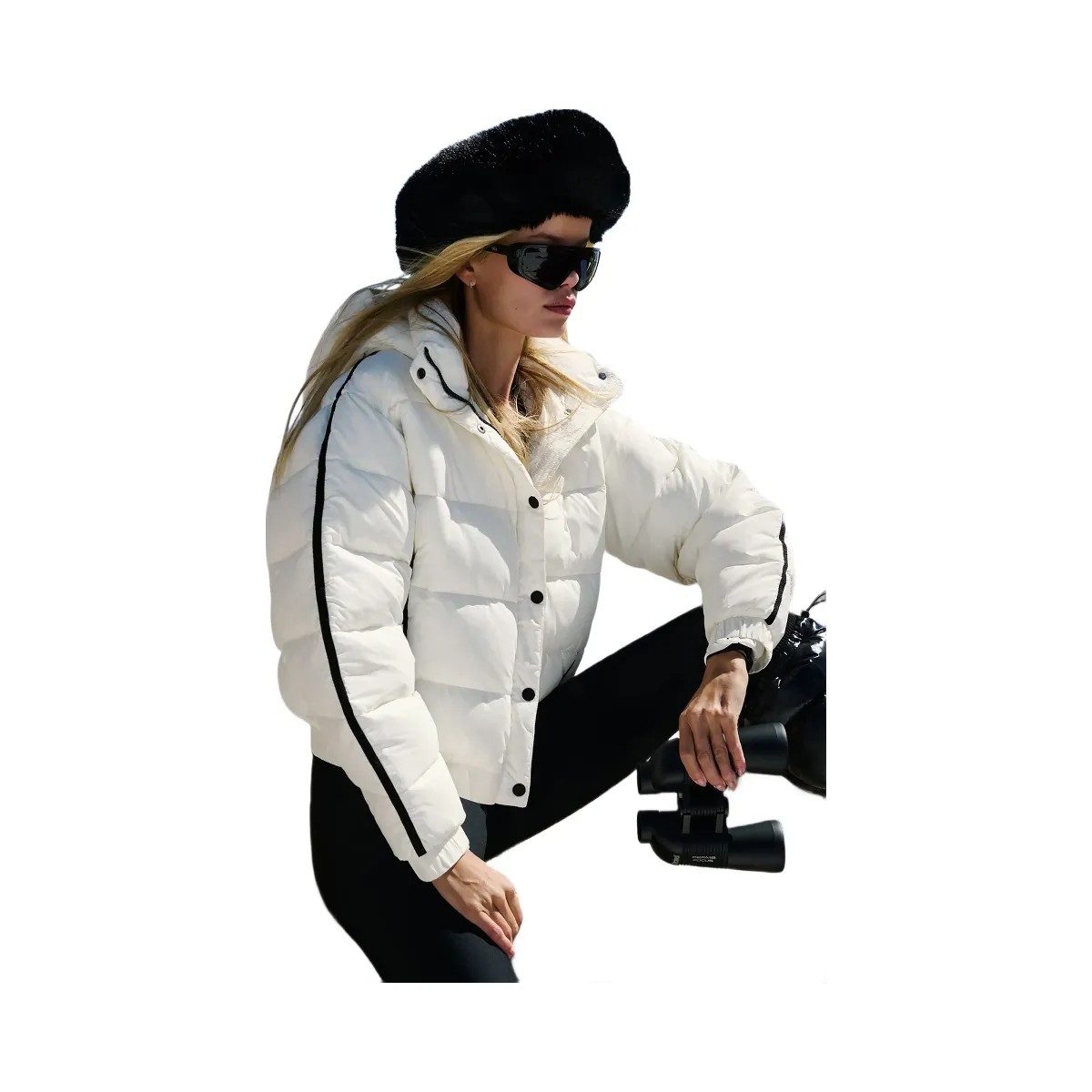 Alo Women's Aspen Love Puffer Jacket - Ivory - HypeFly India View 5