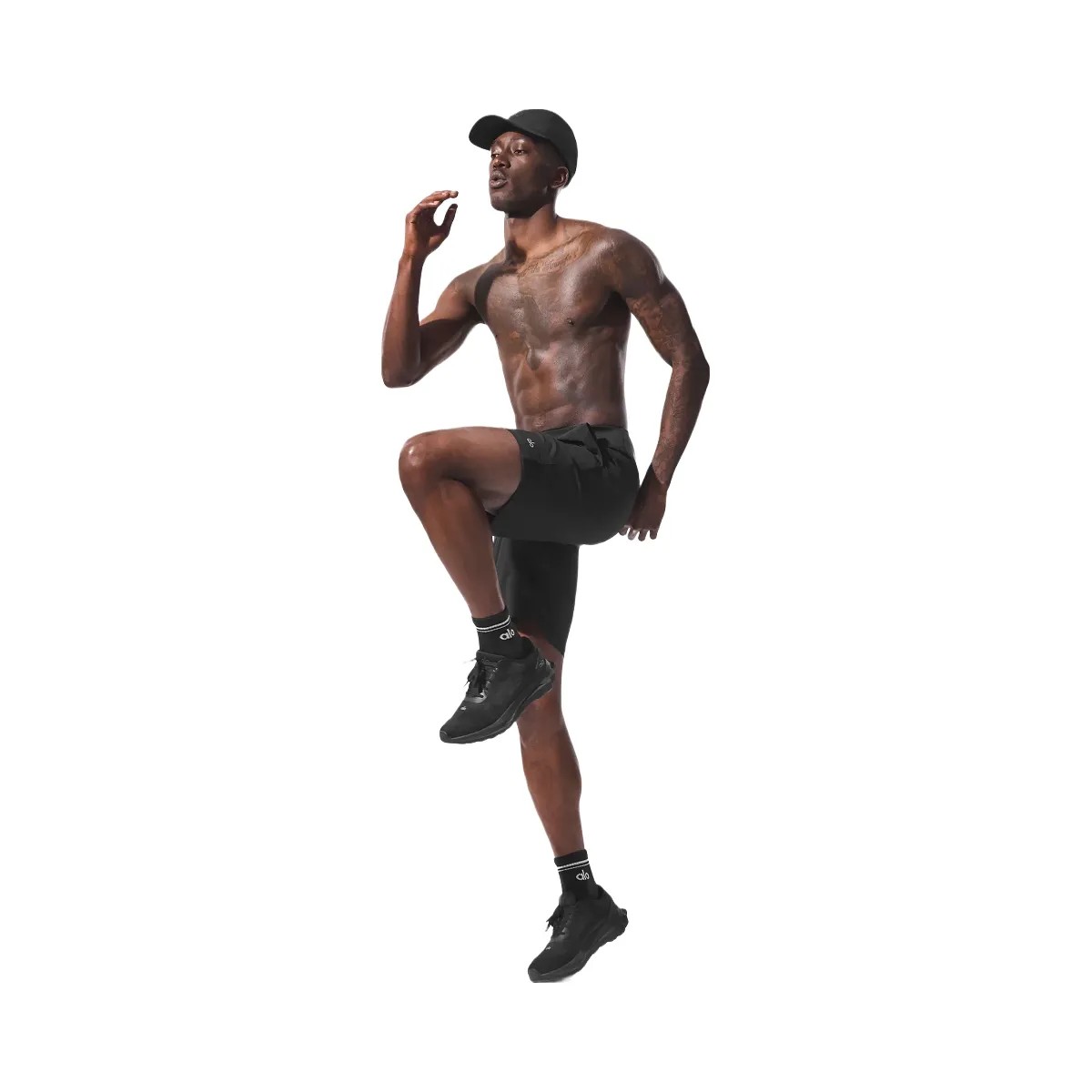 Alo Men's 9" Repetition Short - Black - HypeFly India View 4