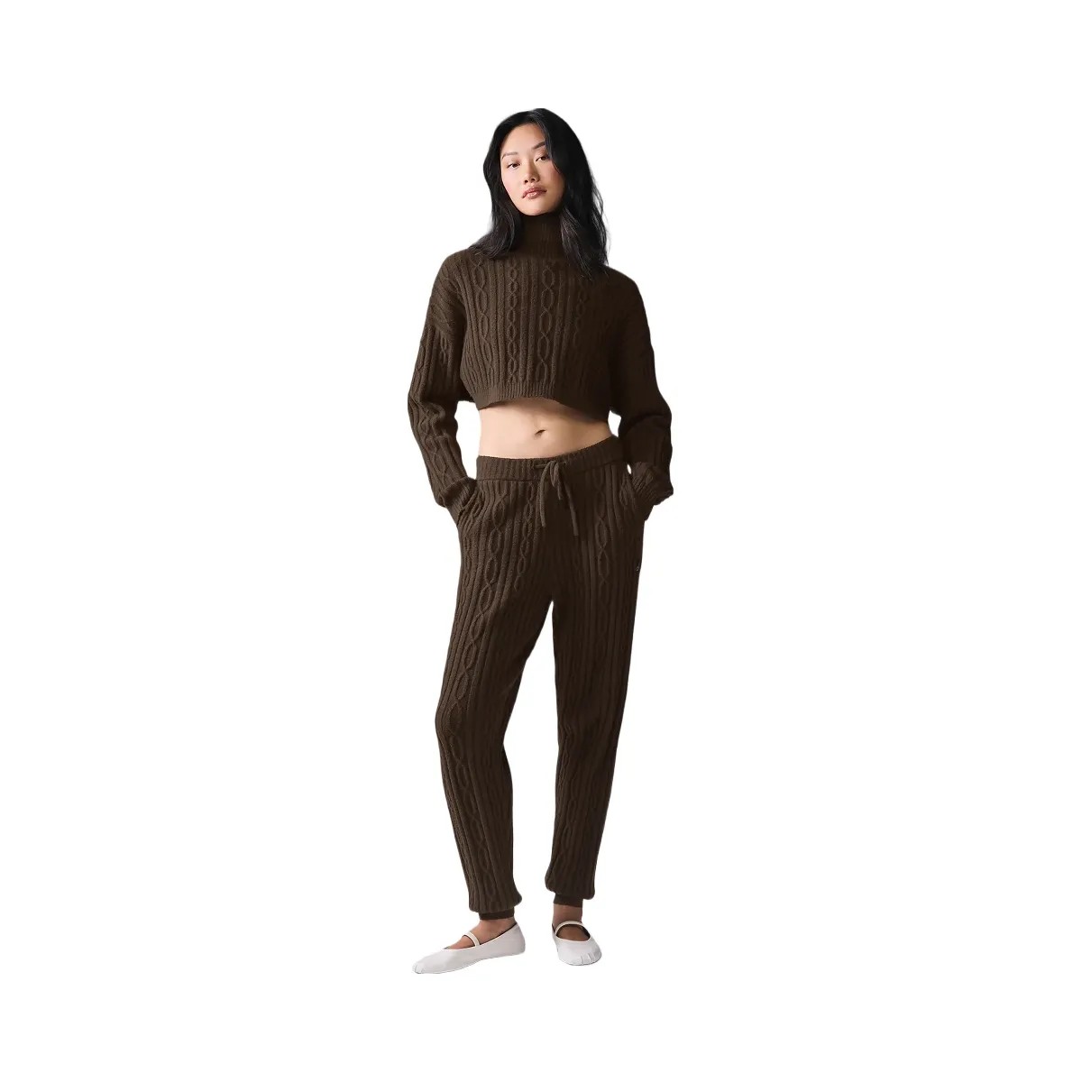 Alo Women's Cable Knit Winter Bliss Pant - Espresso - HypeFly India View 4
