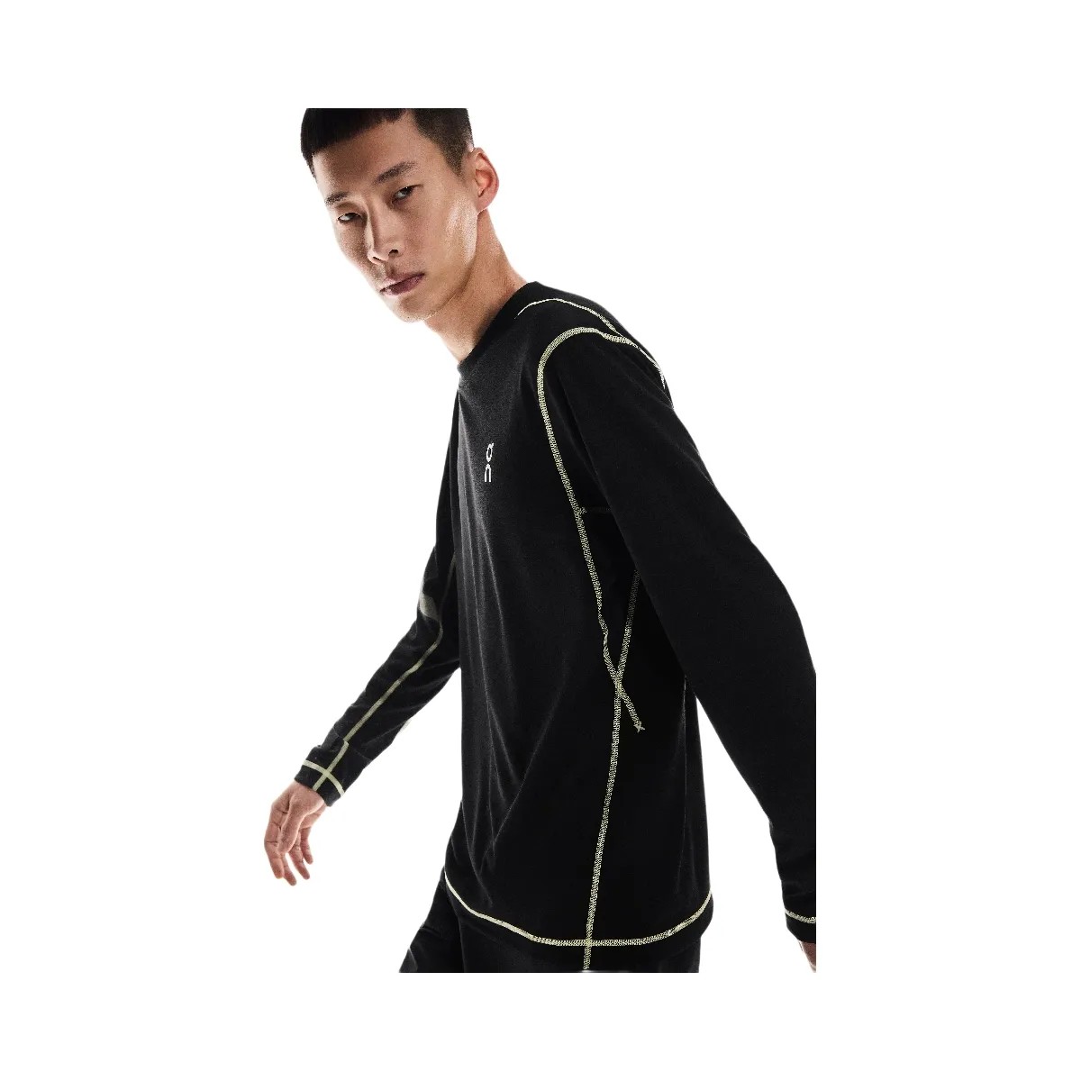 On Active Long-T Graphic Black - HypeFly India View 5