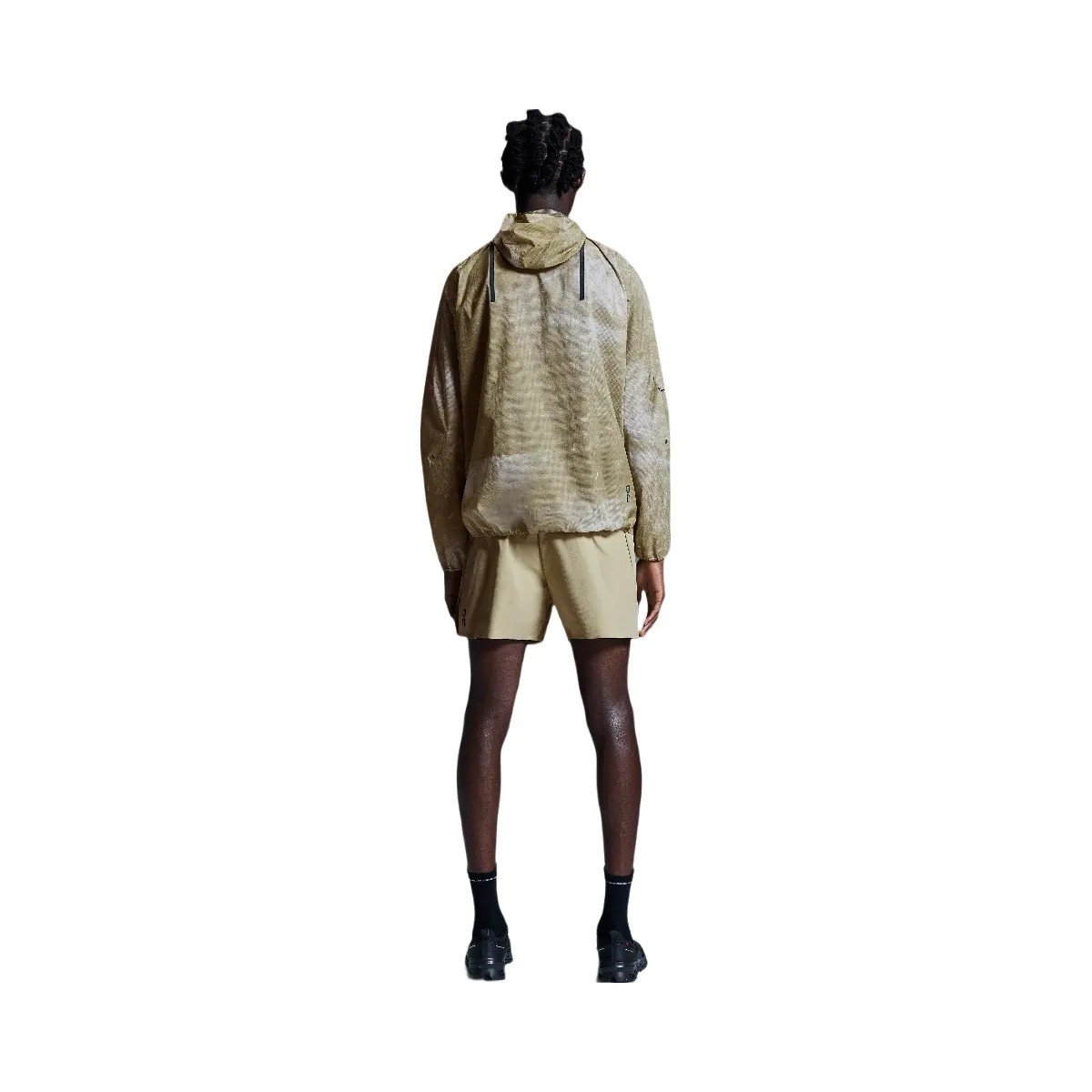 On Ultra Shorts Caper - HypeFly India View 3