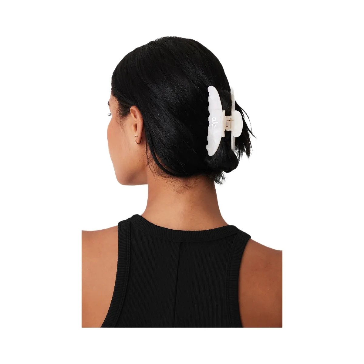 Alo 90's Claw Clip - White Pearl - HypeFly India View 3