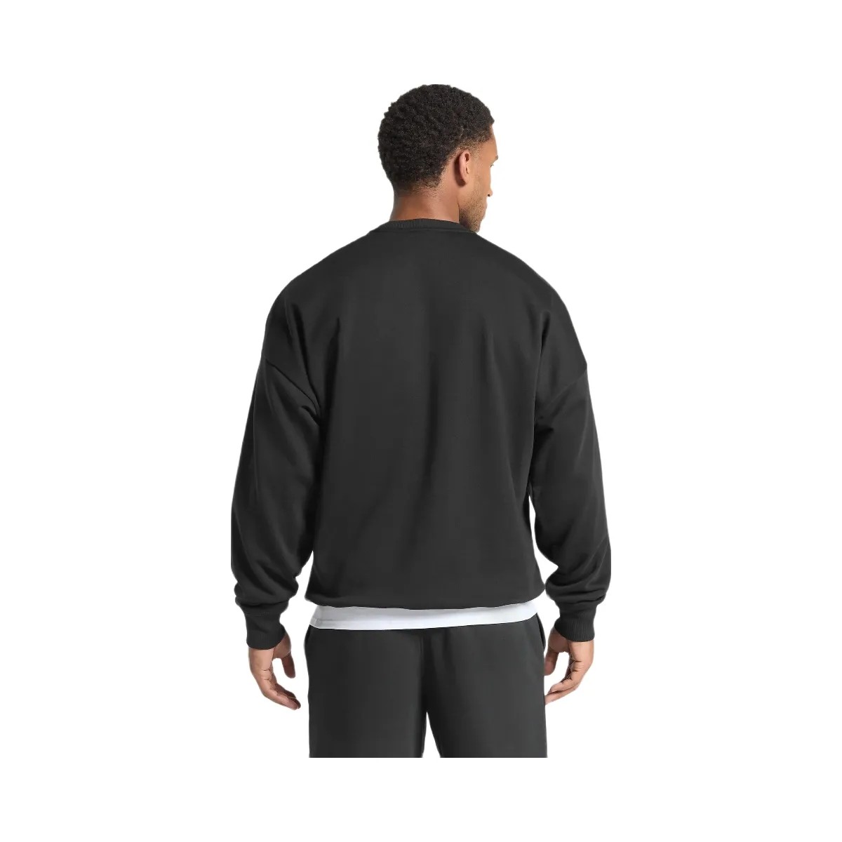 Gymshark Oversized Crest Crew - Black - HypeFly India View 3